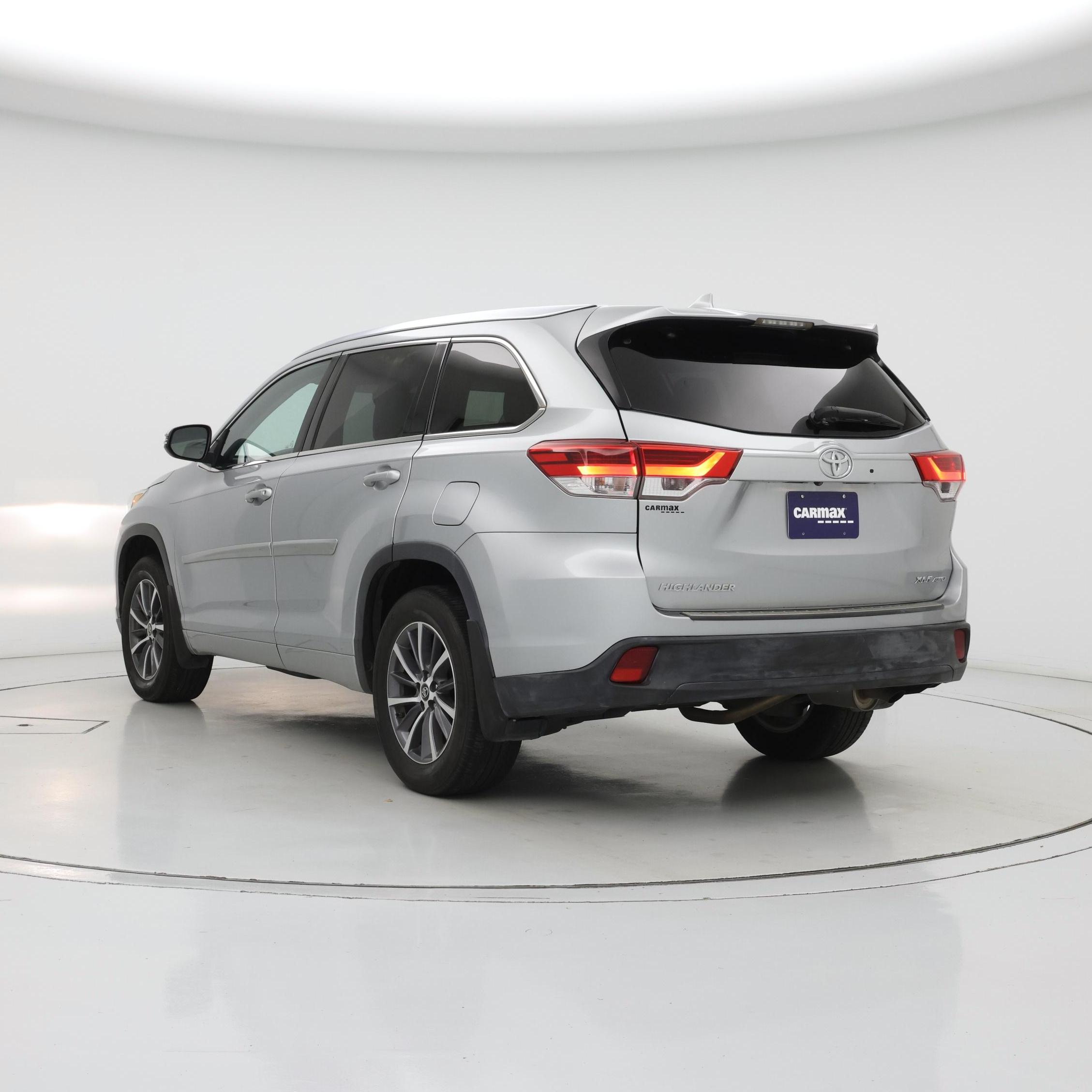 Thumbnail: 2018 Toyota Highlander - 2