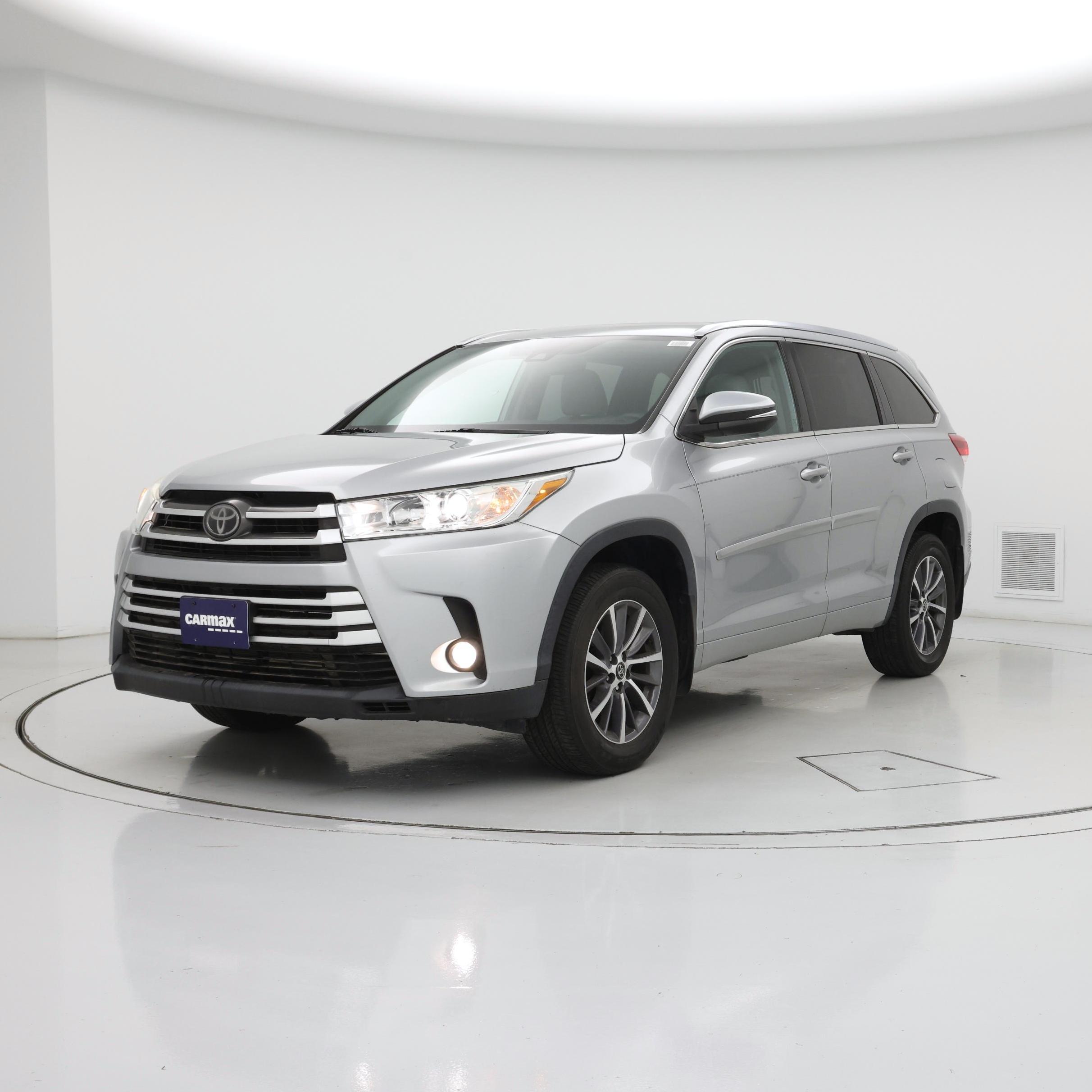 Thumbnail: 2018 Toyota Highlander - 4