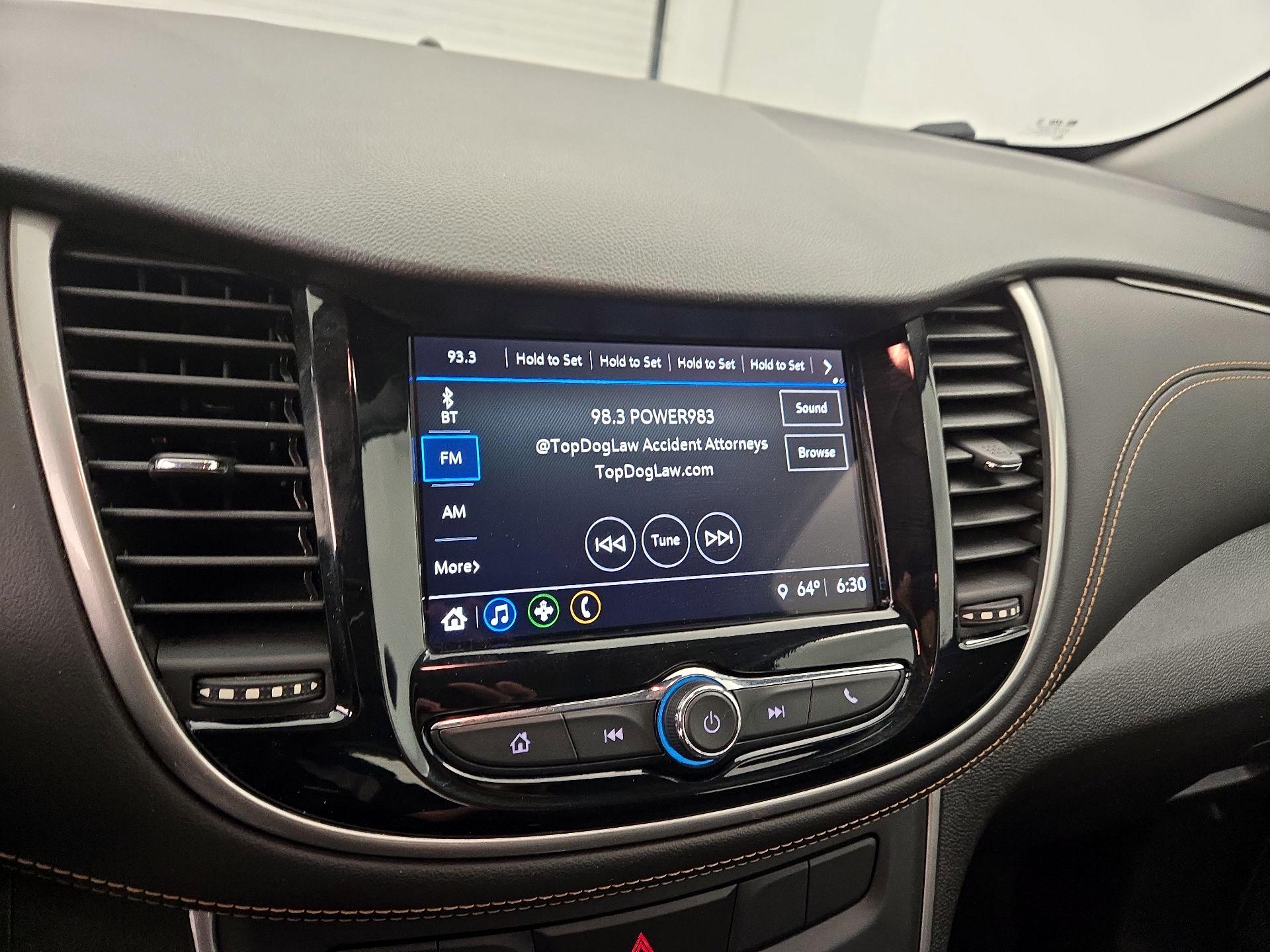 Thumbnail: 2018 Chevrolet Trax - 15