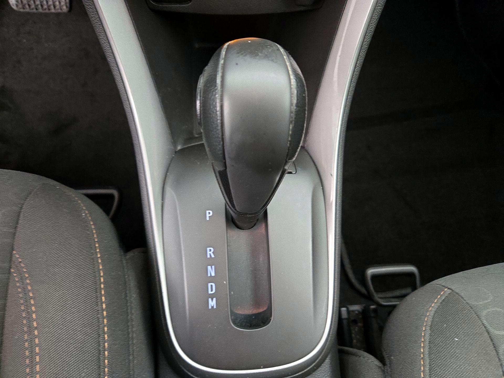 Thumbnail: 2018 Chevrolet Trax - 17