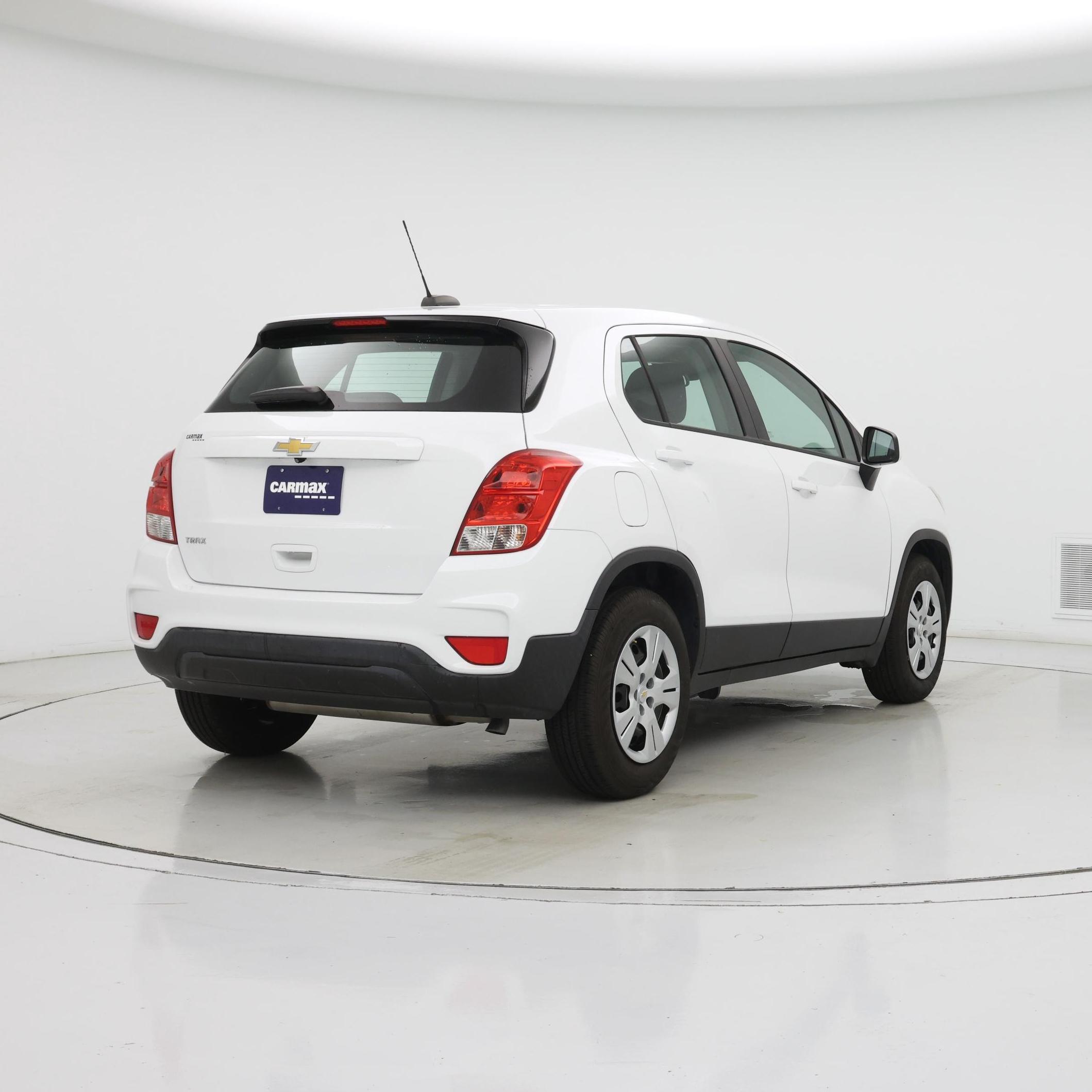 Thumbnail: 2018 Chevrolet Trax - 8