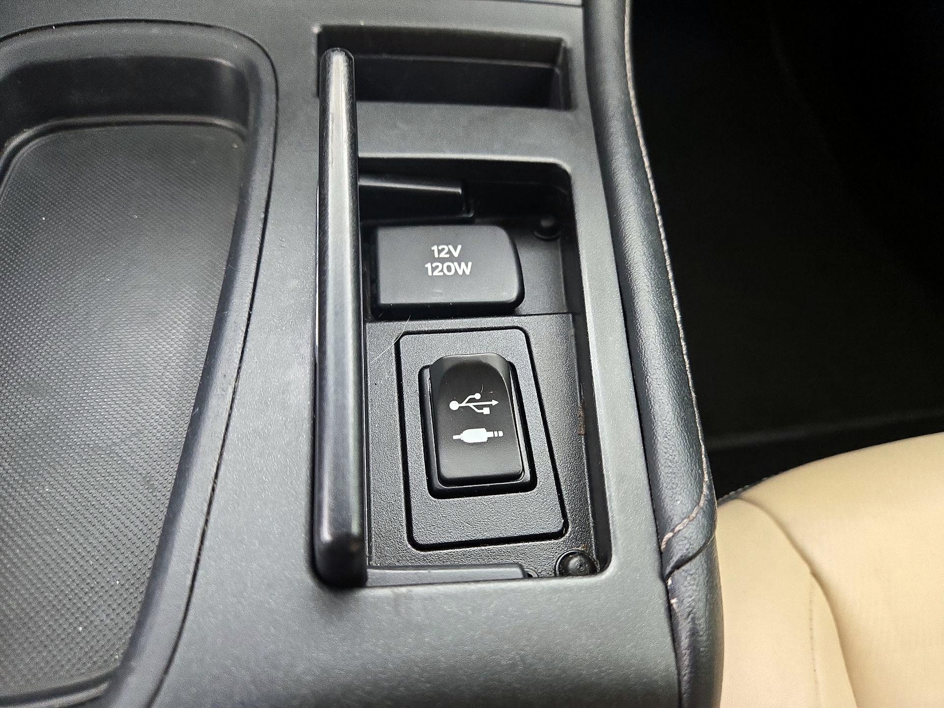 Thumbnail: 2015 Lexus CT - 17