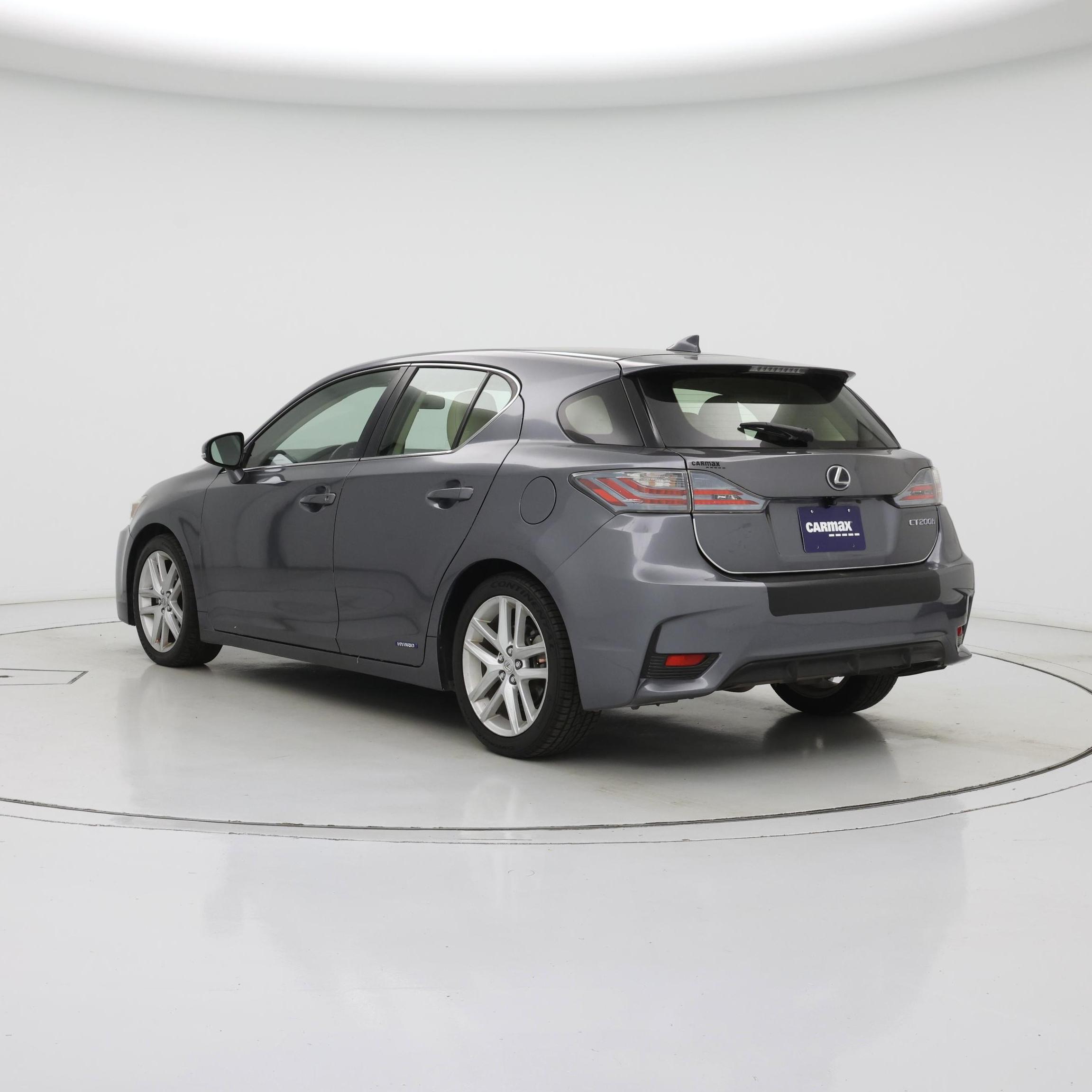 Thumbnail: 2015 Lexus CT - 2