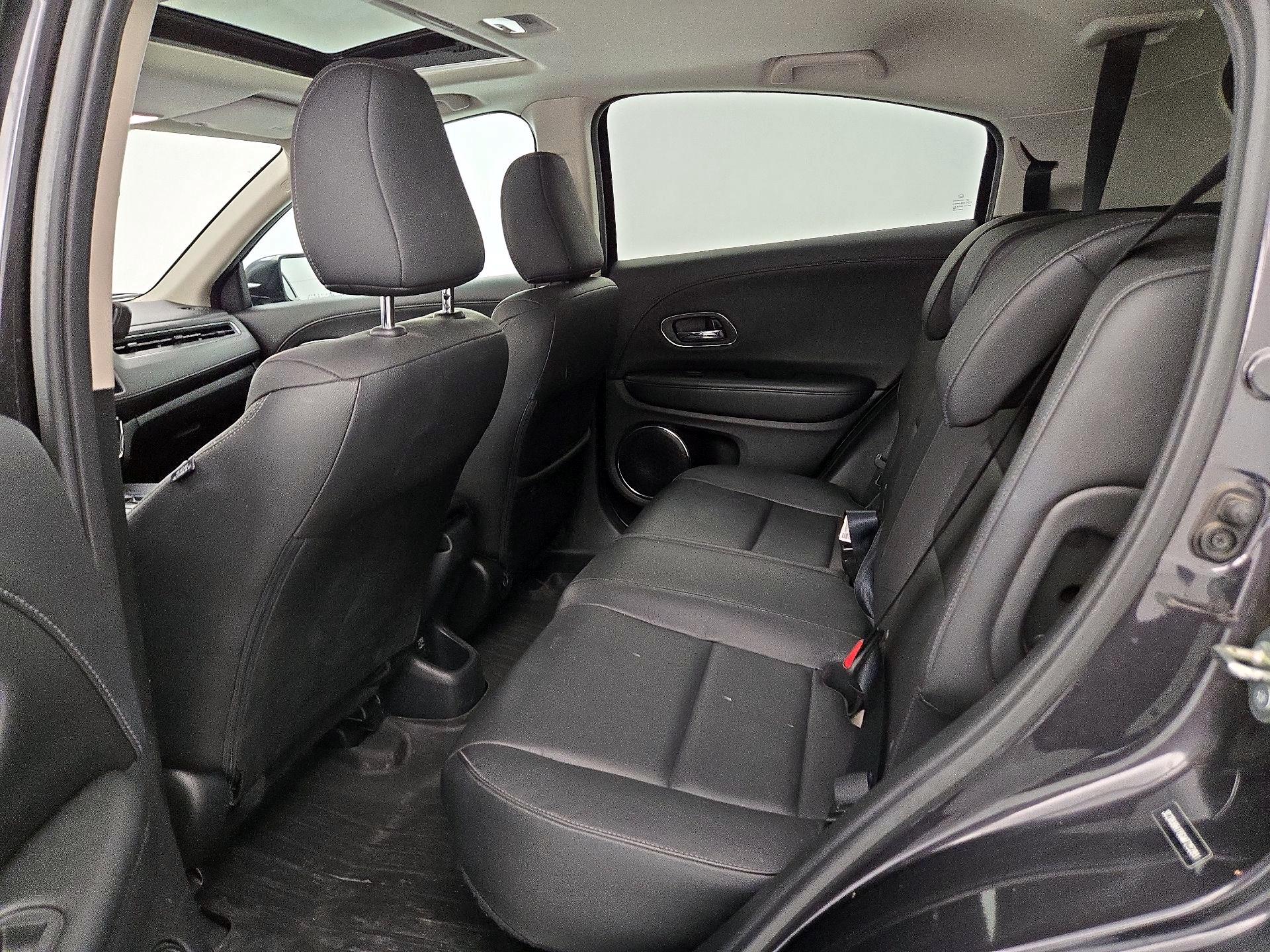 Thumbnail: 2016 Honda HR-V - 19