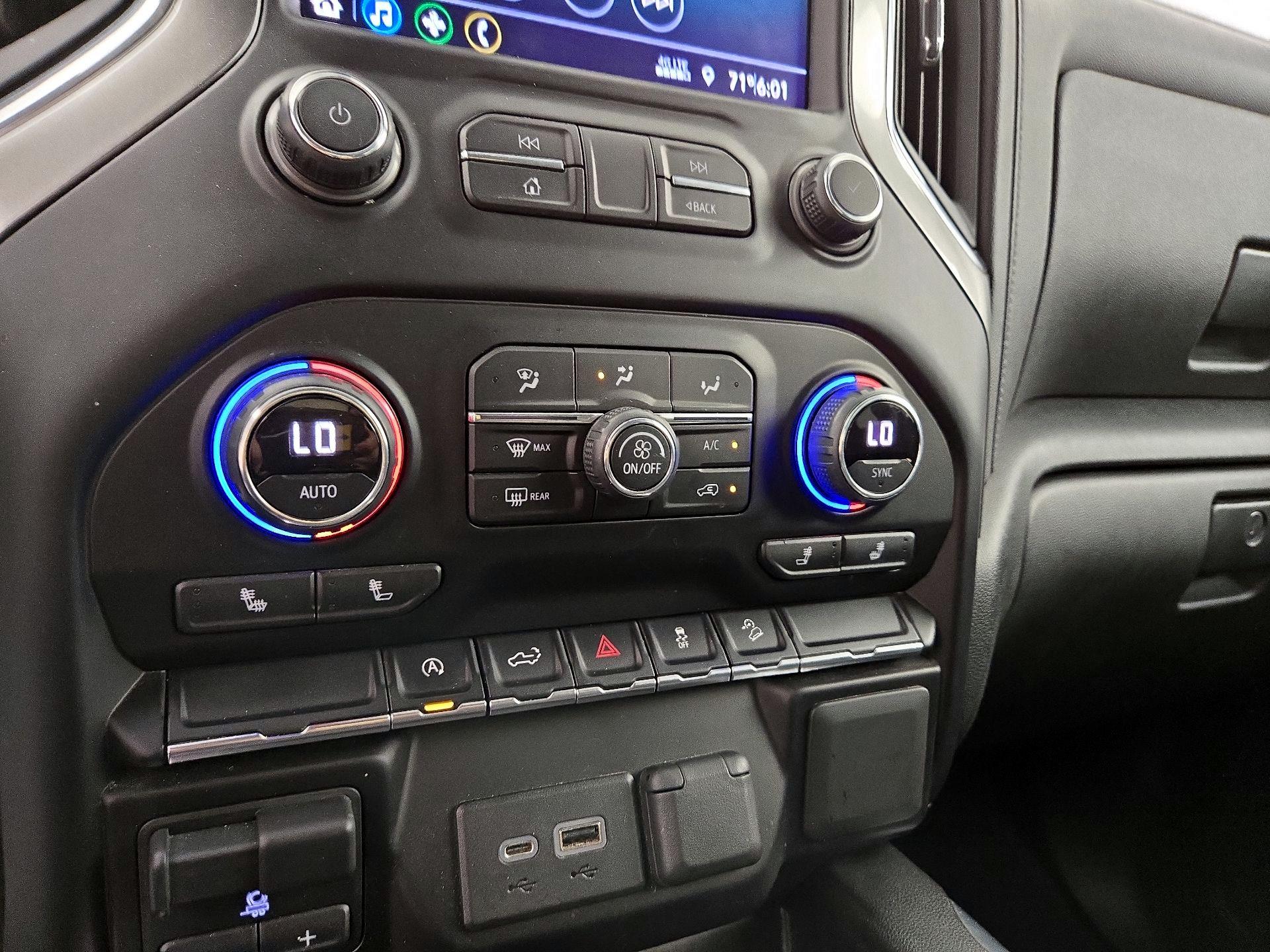 Thumbnail: 2021 Chevrolet Silverado 1500 - 16