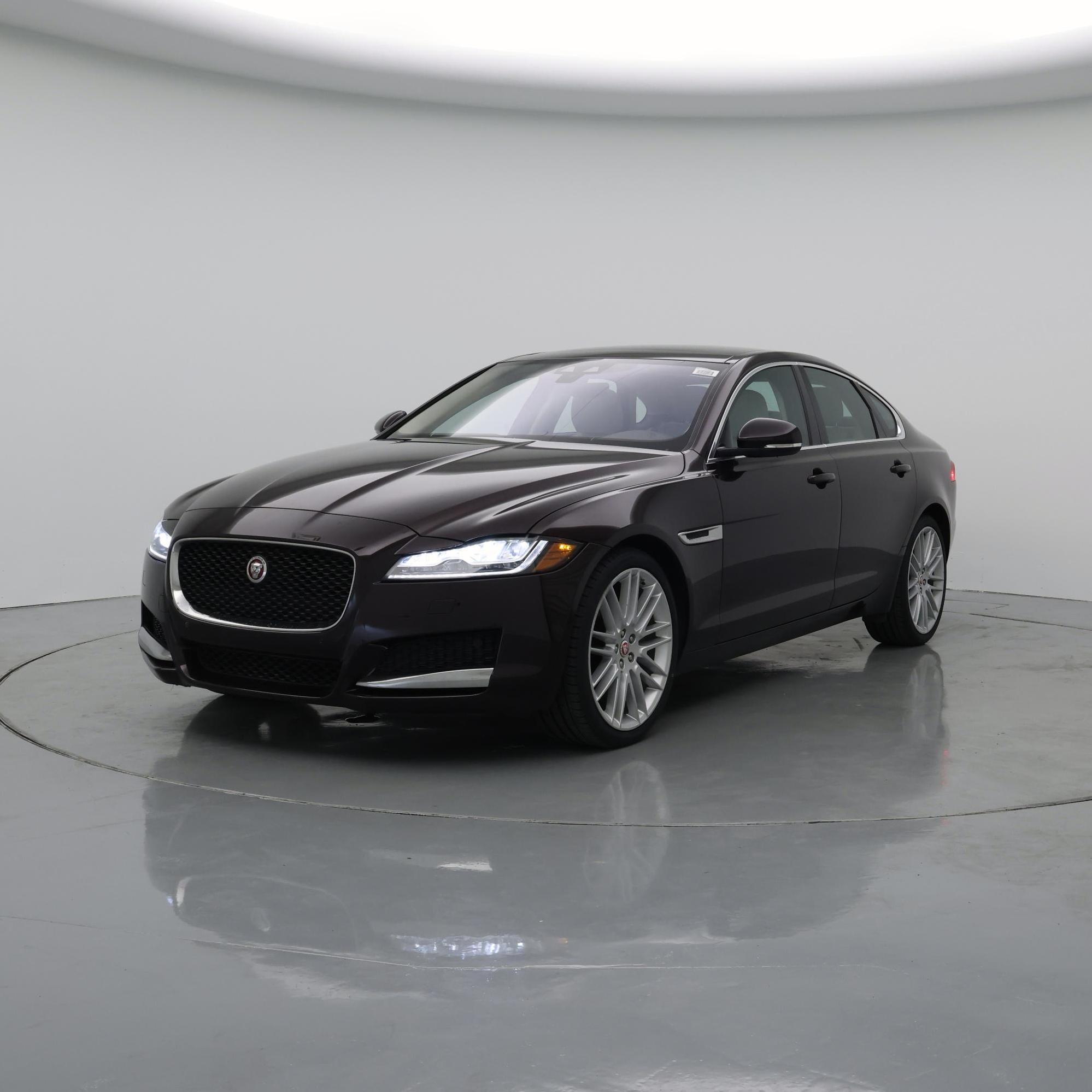 Thumbnail: 2020 Jaguar XF - 4