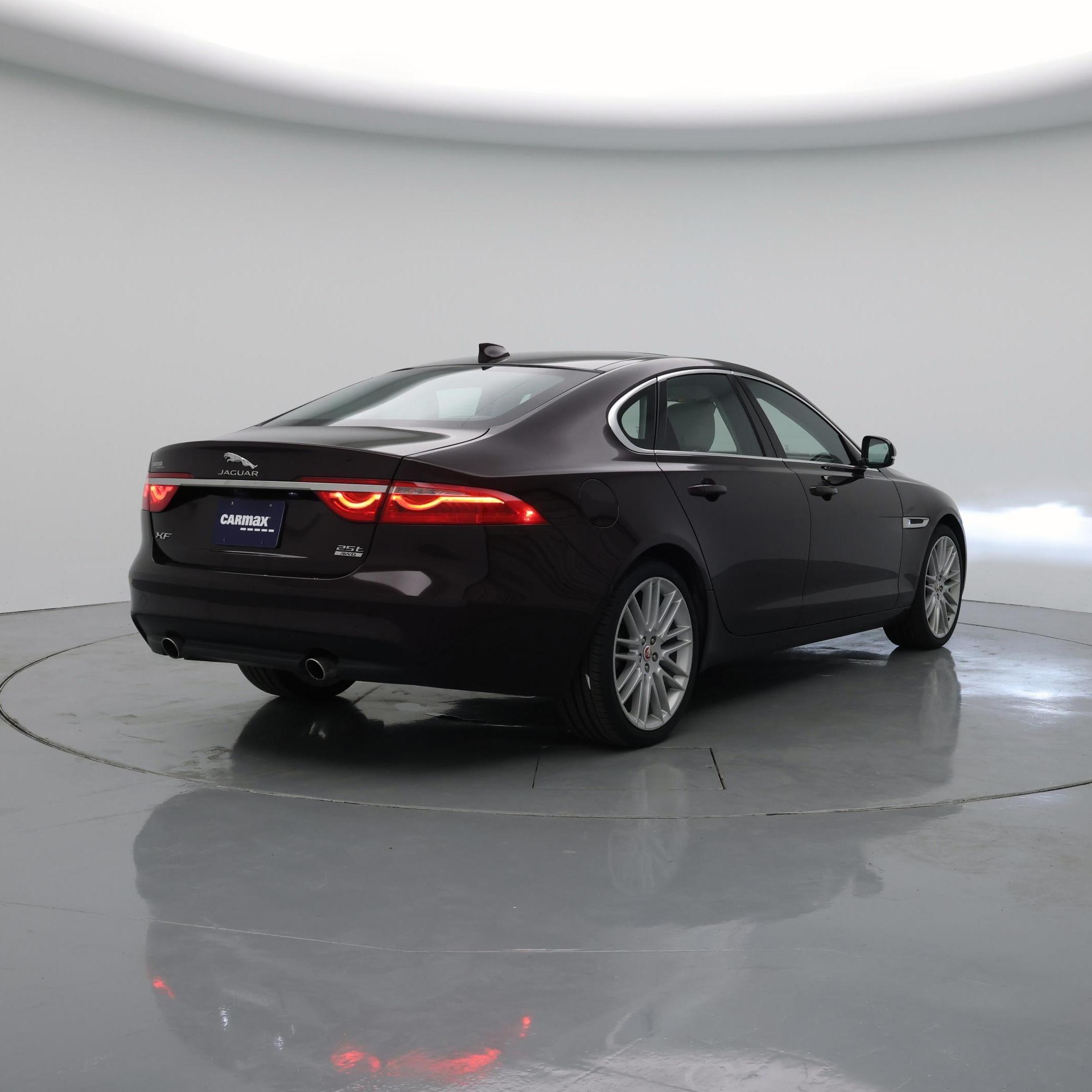 Thumbnail: 2020 Jaguar XF - 8