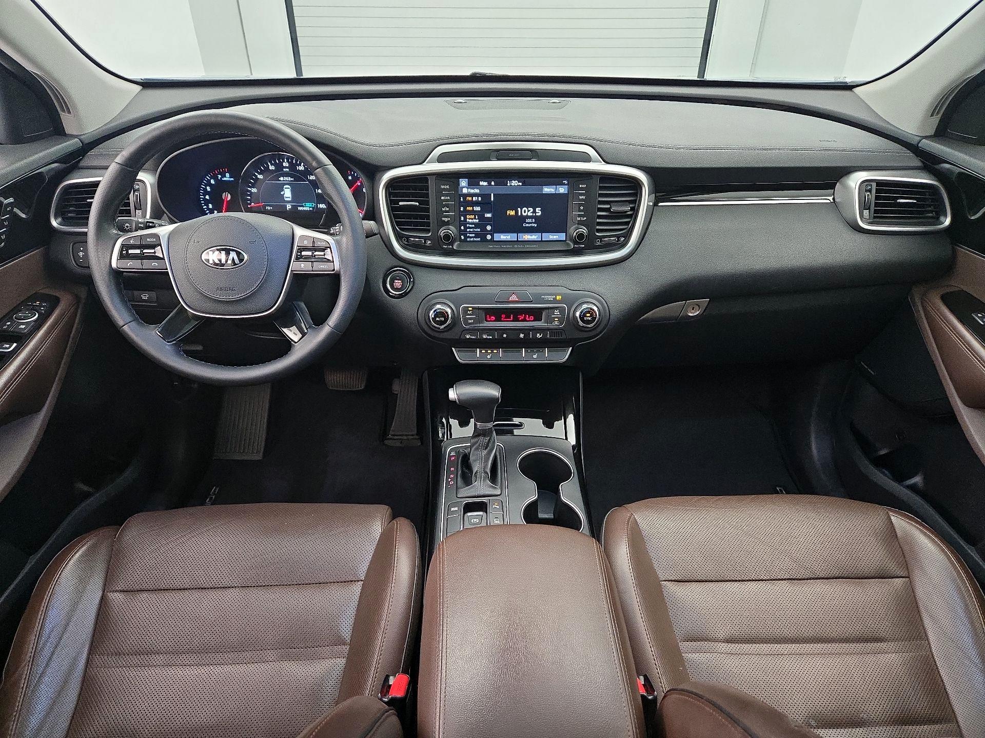 Thumbnail: 2020 Kia Sorento - 9