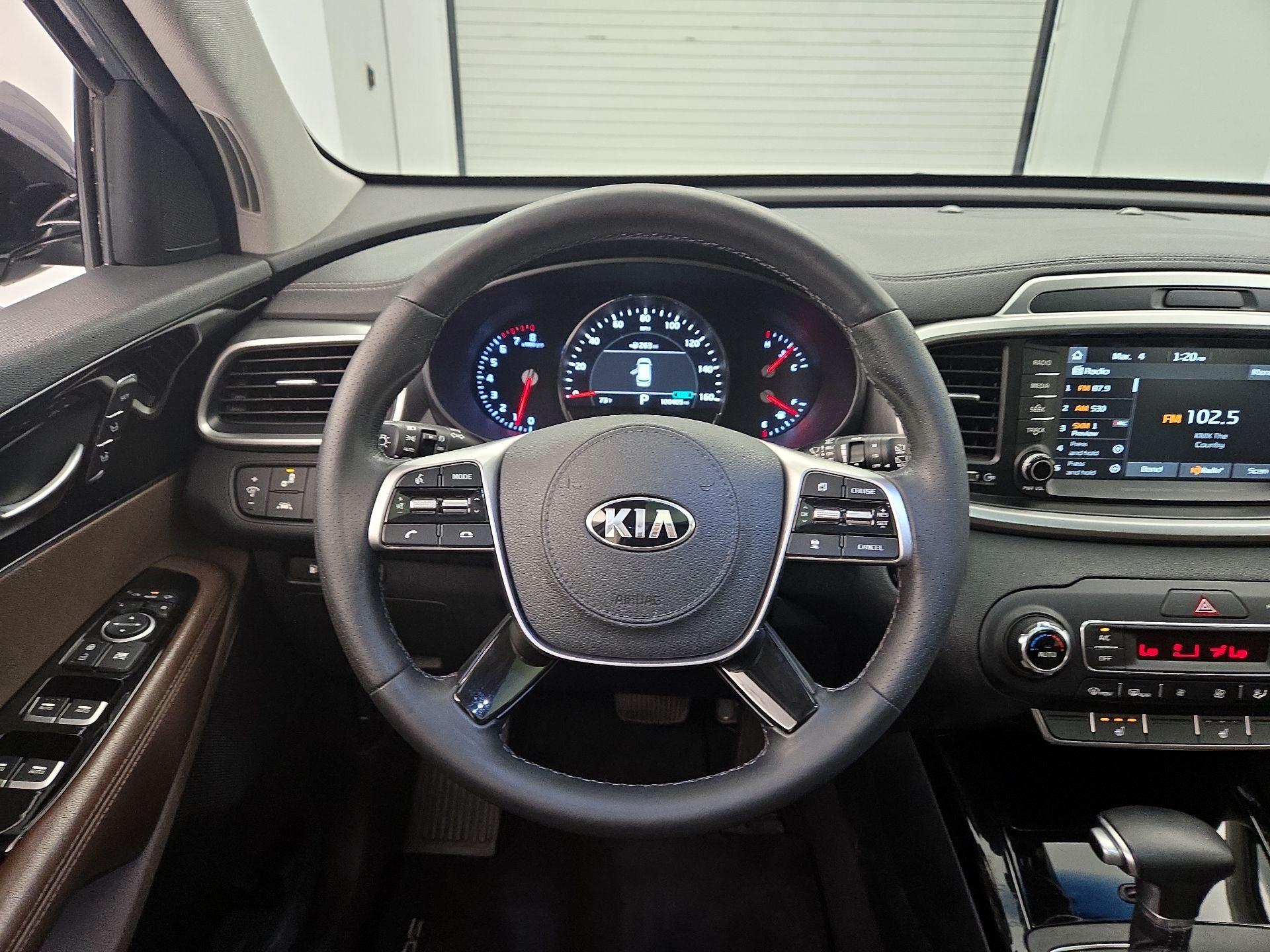 Thumbnail: 2020 Kia Sorento - 10