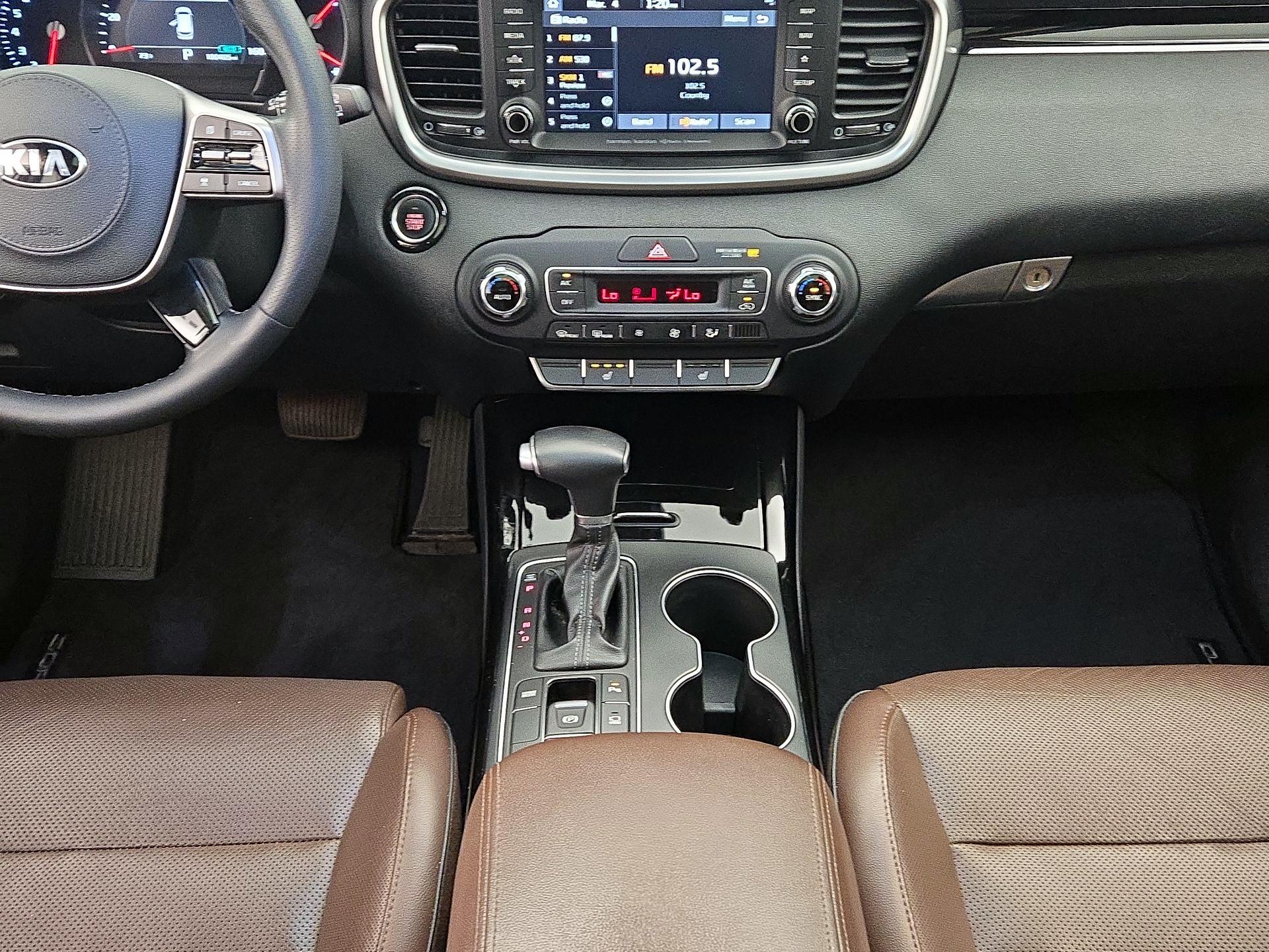 Thumbnail: 2020 Kia Sorento - 18