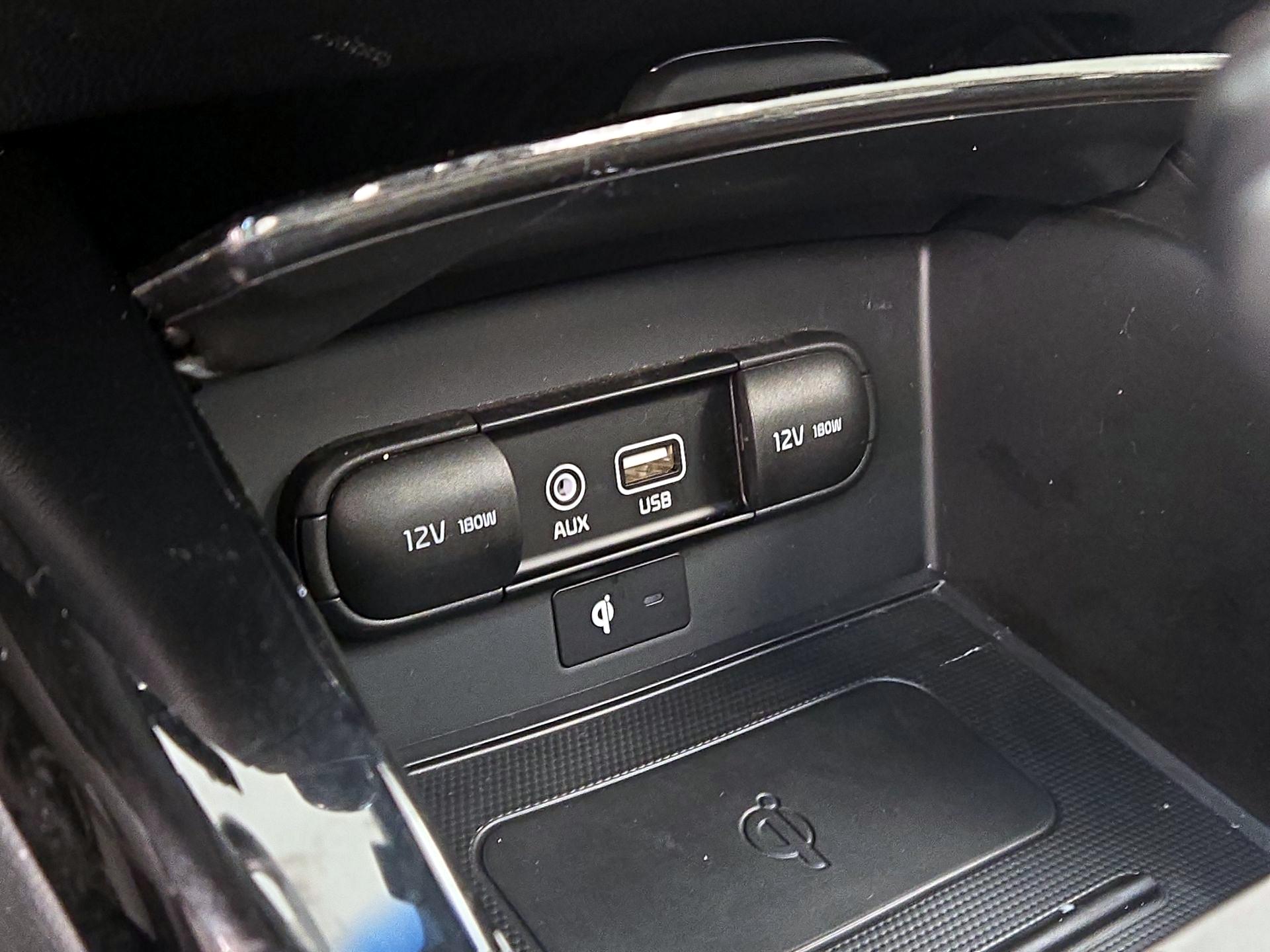 Thumbnail: 2020 Kia Sorento - 19