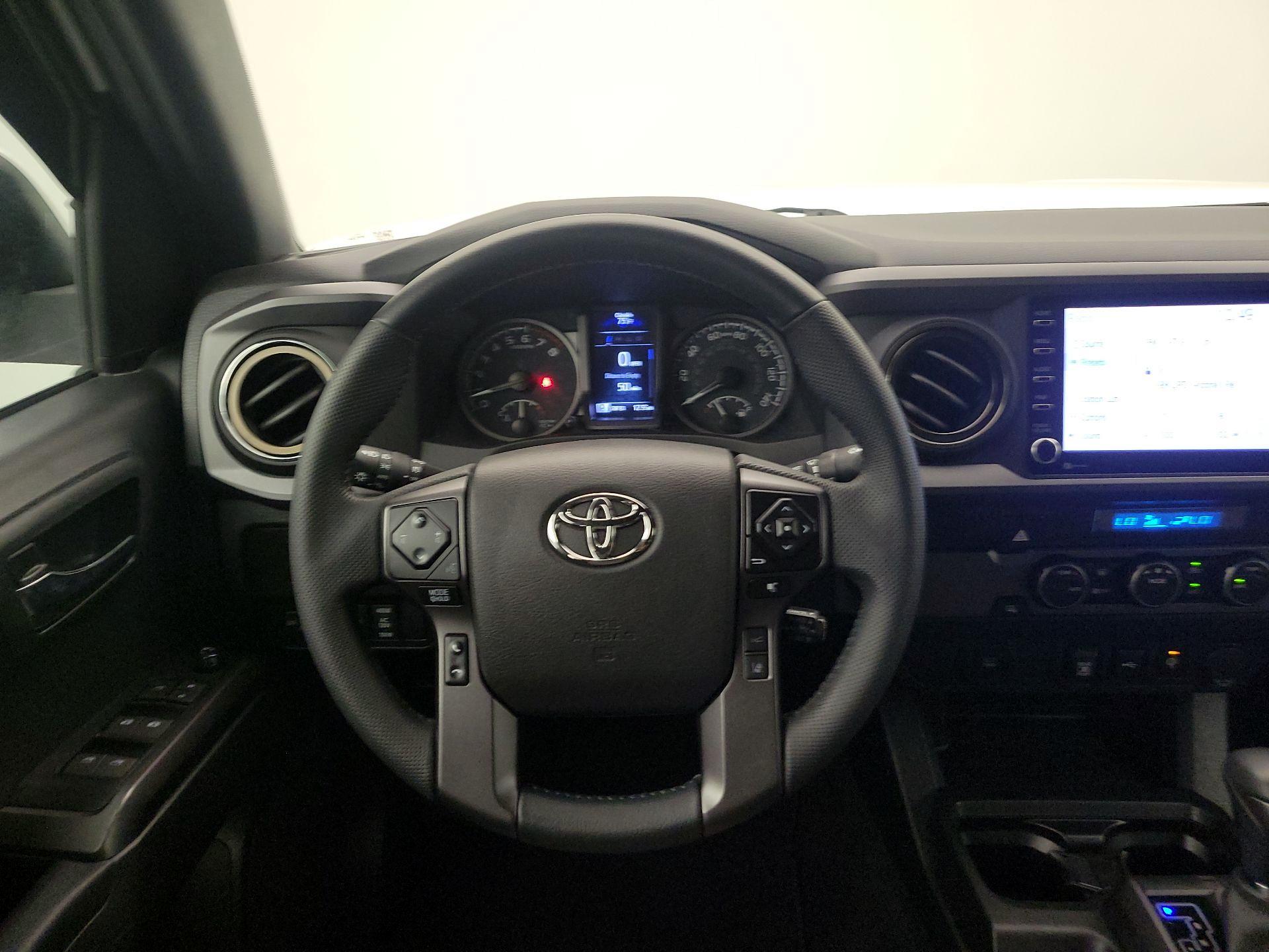 Thumbnail: 2022 Toyota Tacoma - 10