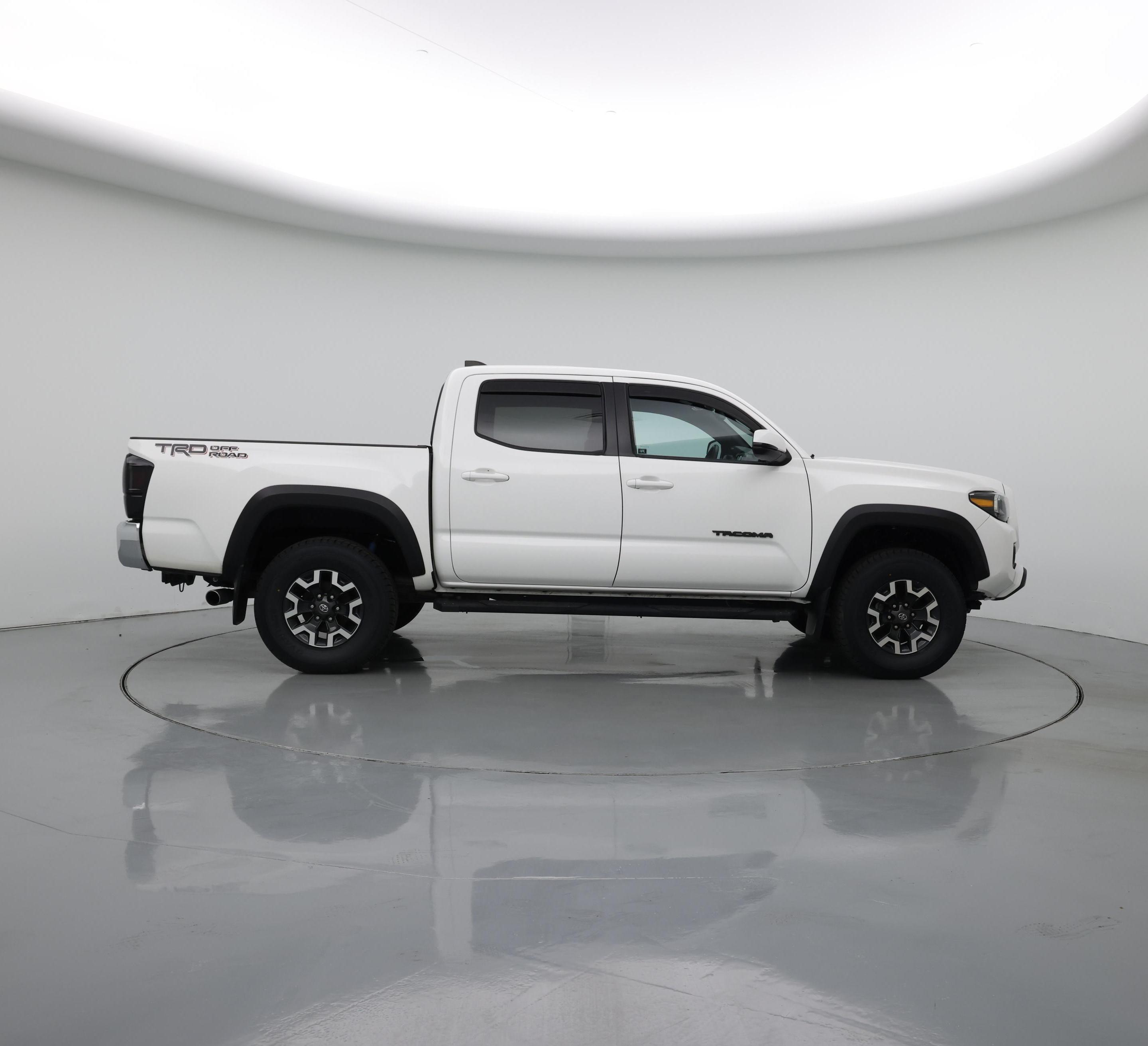 Thumbnail: 2022 Toyota Tacoma - 7