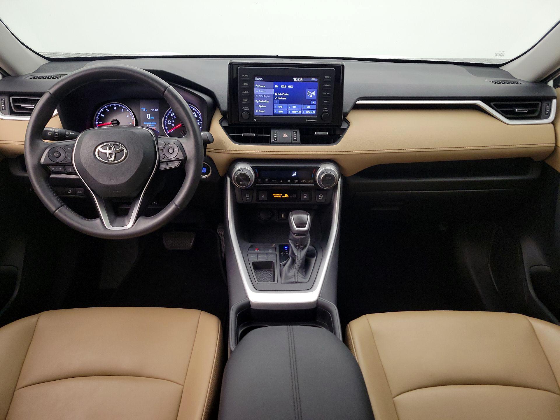 Thumbnail: 2020 Toyota RAV4 - 9