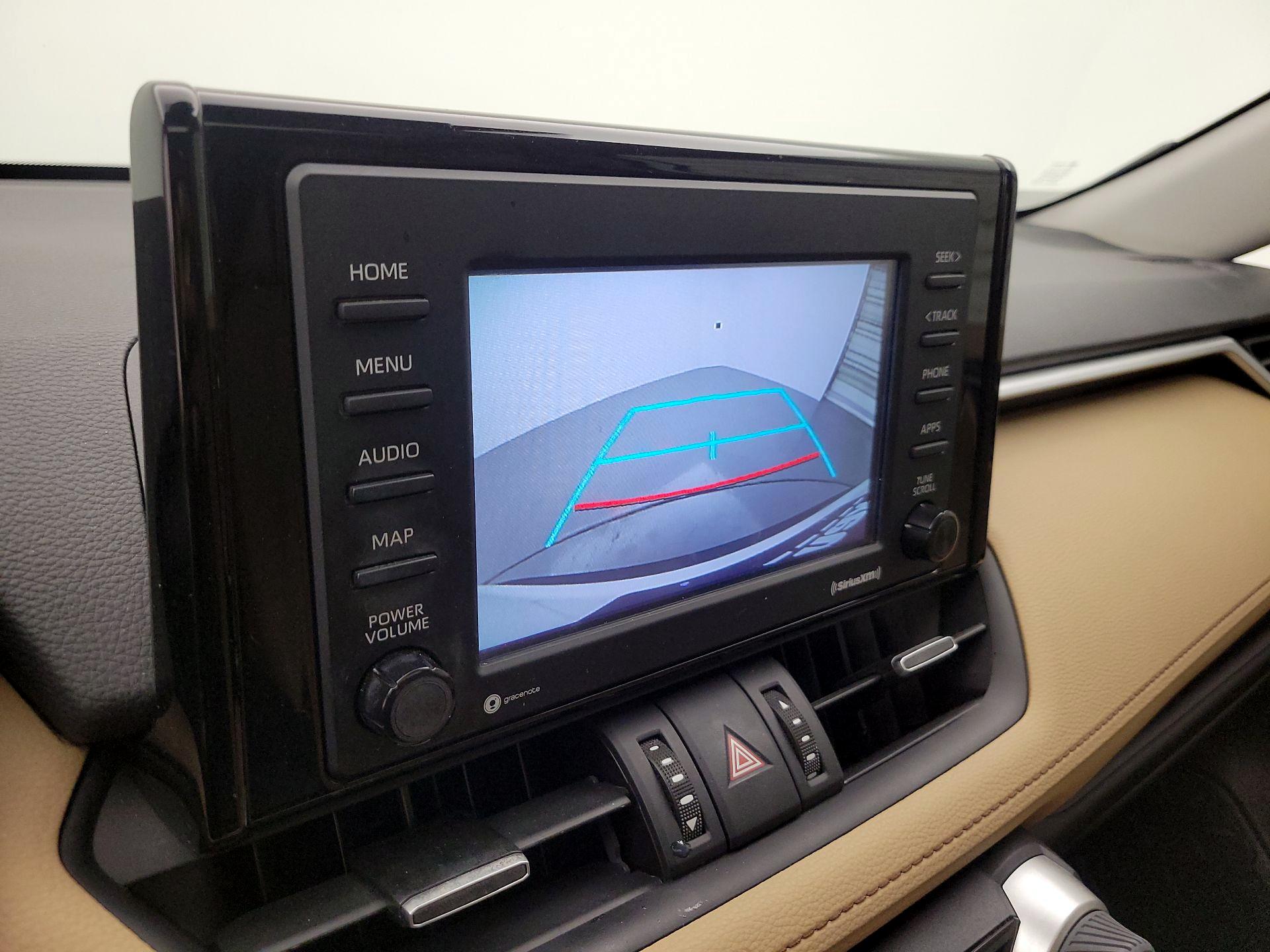 Thumbnail: 2020 Toyota RAV4 - 14