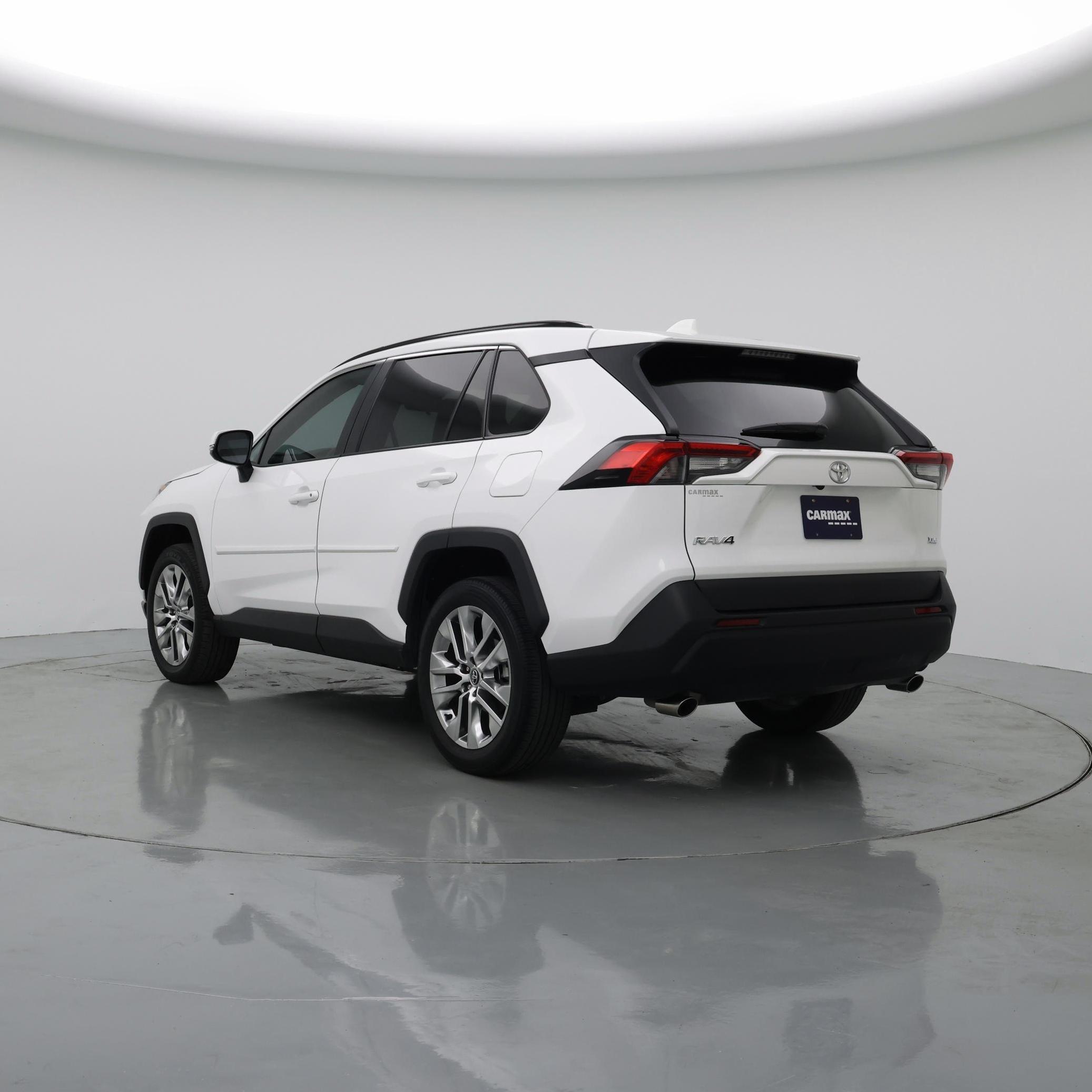 Thumbnail: 2020 Toyota RAV4 - 2