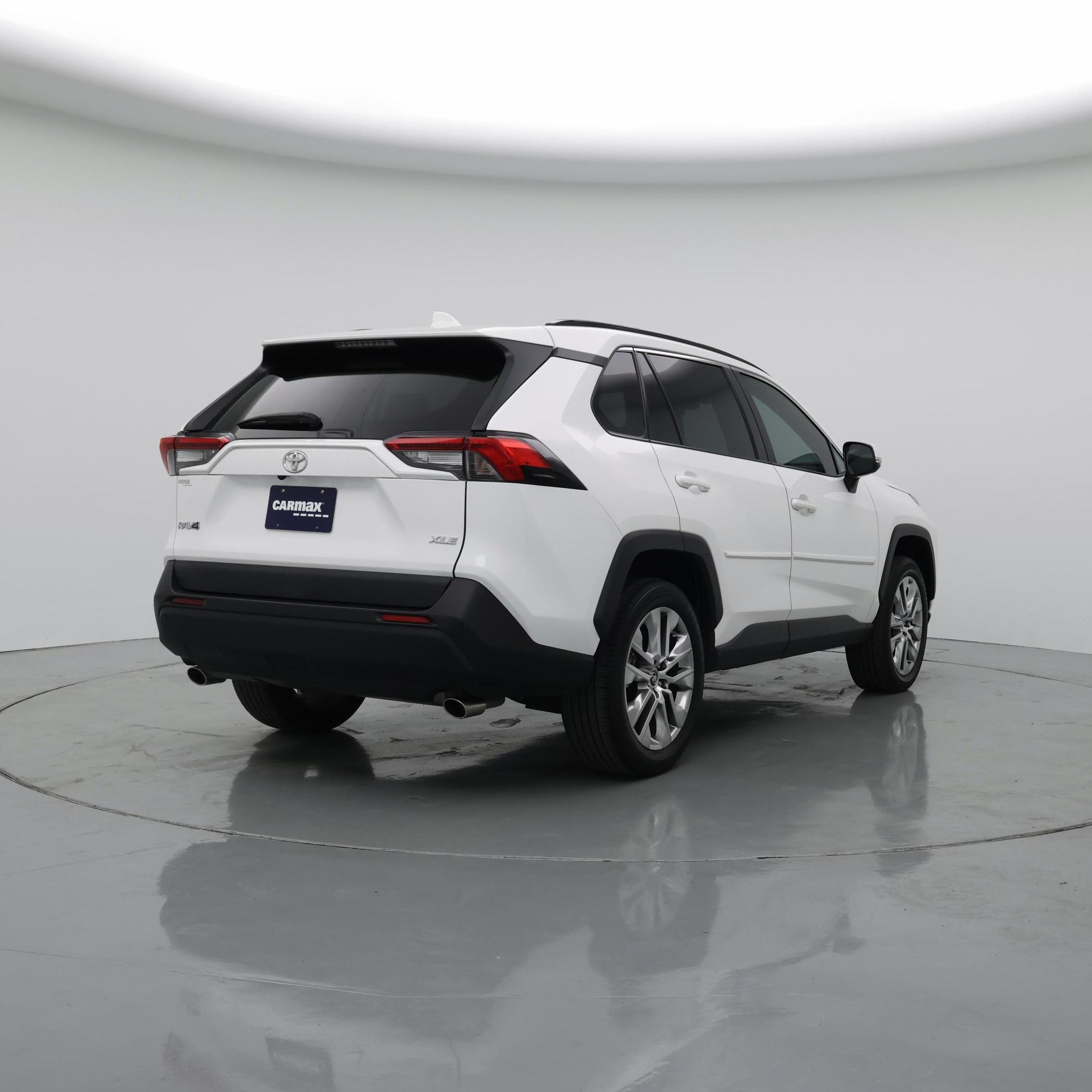 Thumbnail: 2020 Toyota RAV4 - 8