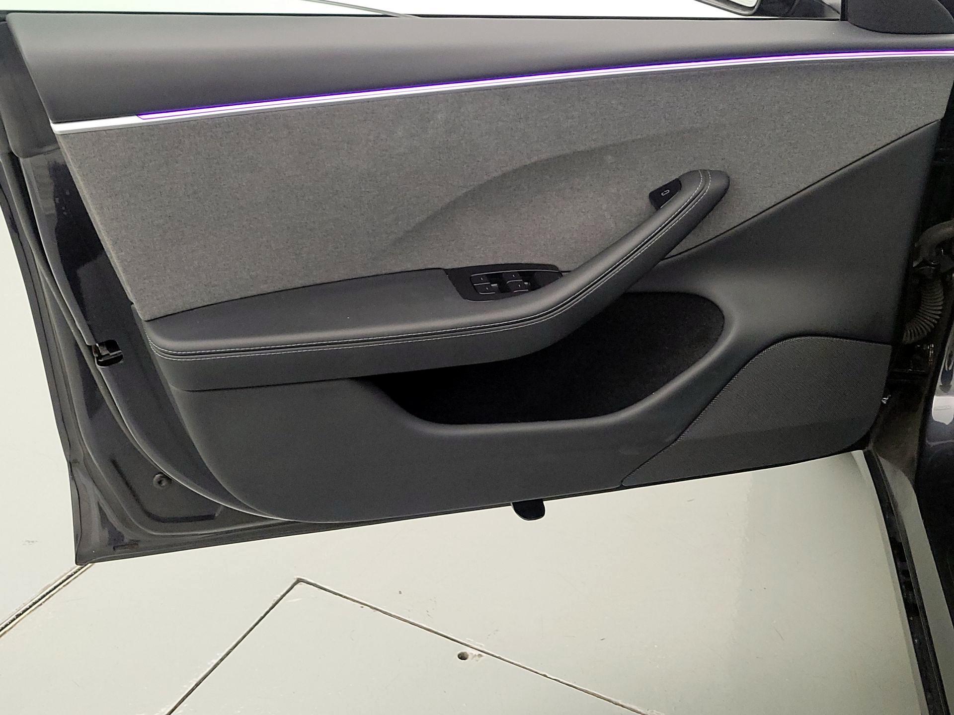 Thumbnail: 2024 Tesla Model 3 - 12