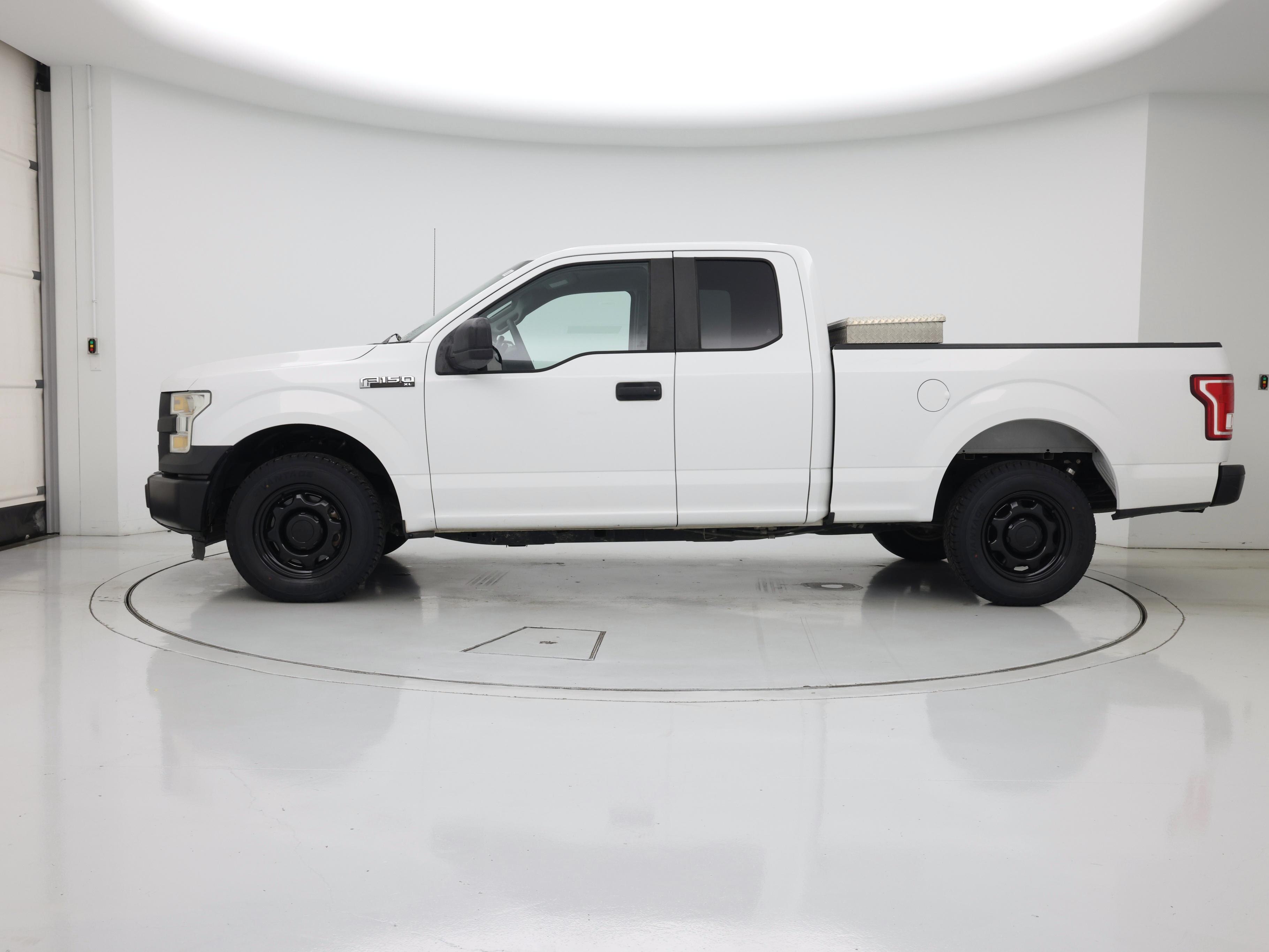 Thumbnail: 2016 Ford F-150 - 3