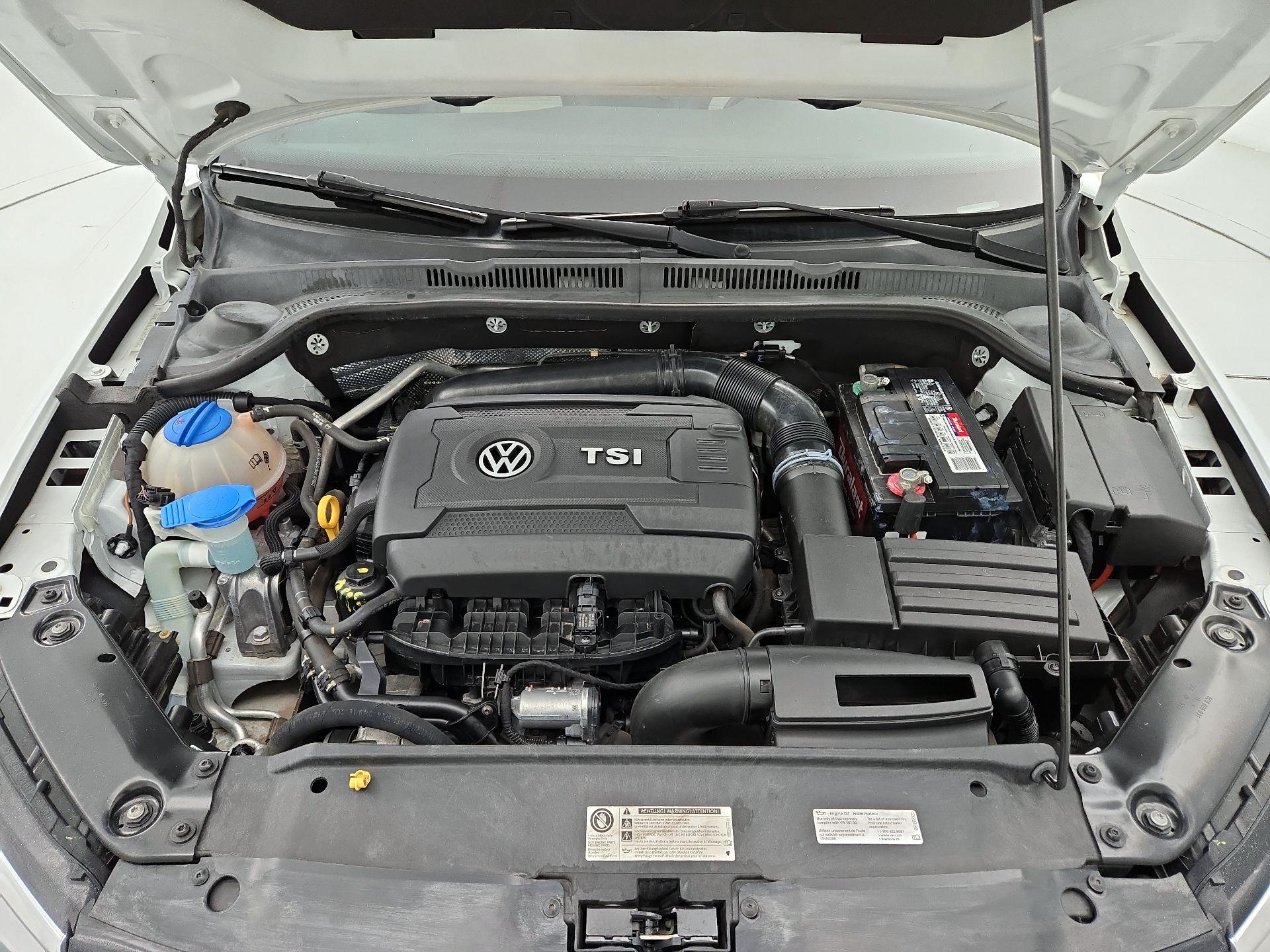 Thumbnail: 2016 Volkswagen Jetta - 20