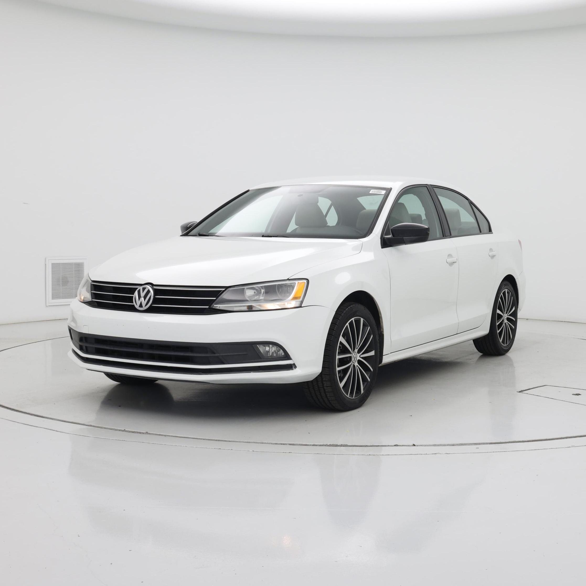 Thumbnail: 2016 Volkswagen Jetta - 4