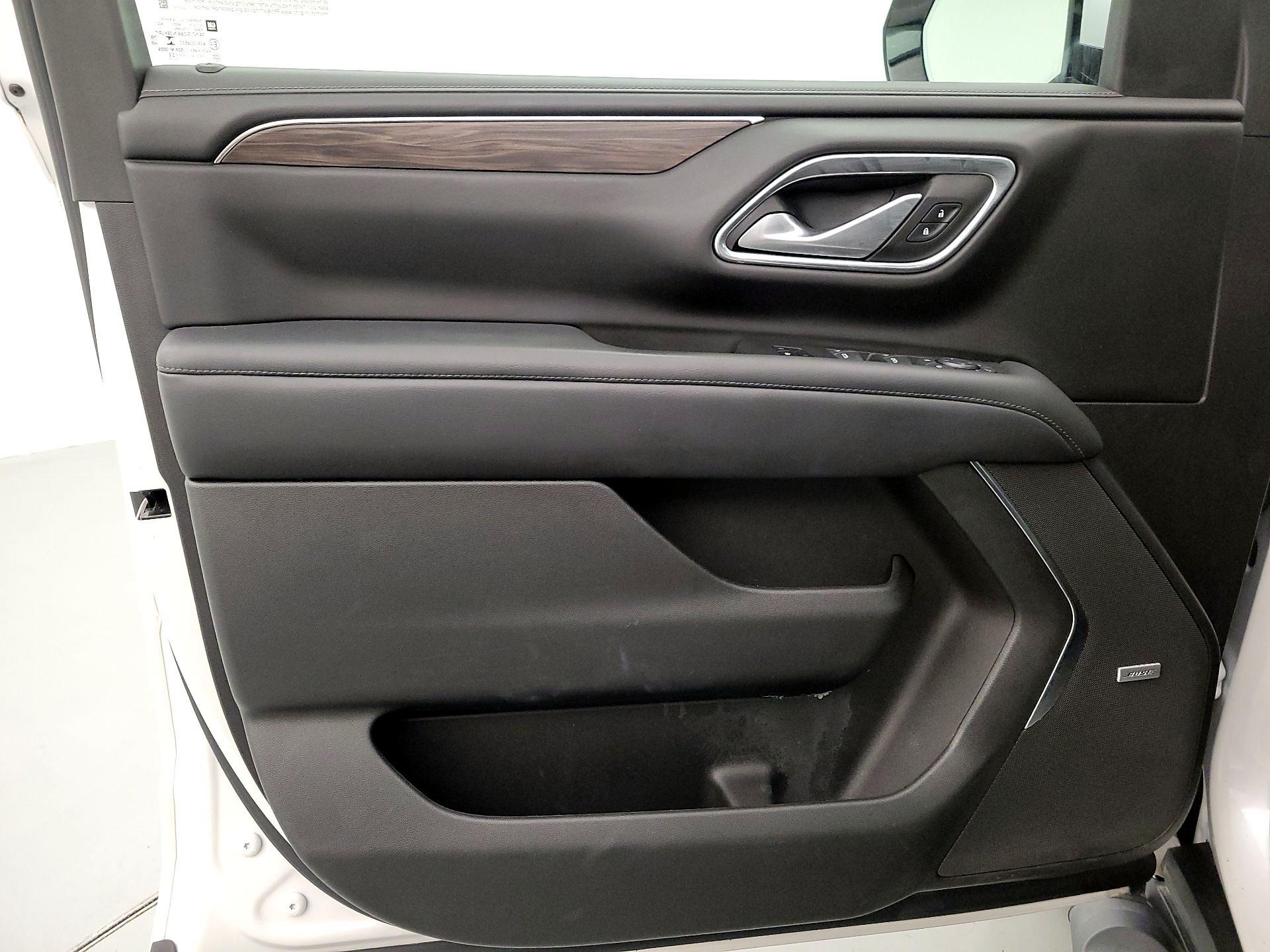 Thumbnail: 2022 Chevrolet Tahoe - 10