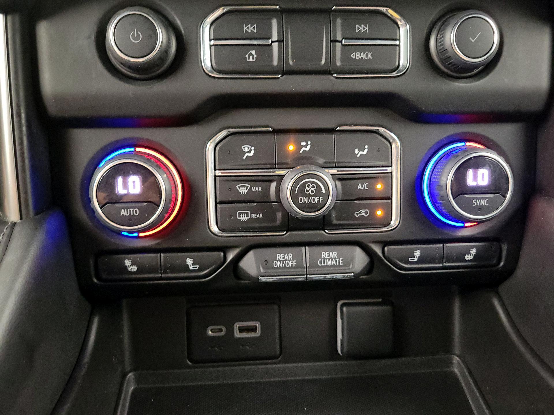 Thumbnail: 2022 Chevrolet Tahoe - 14