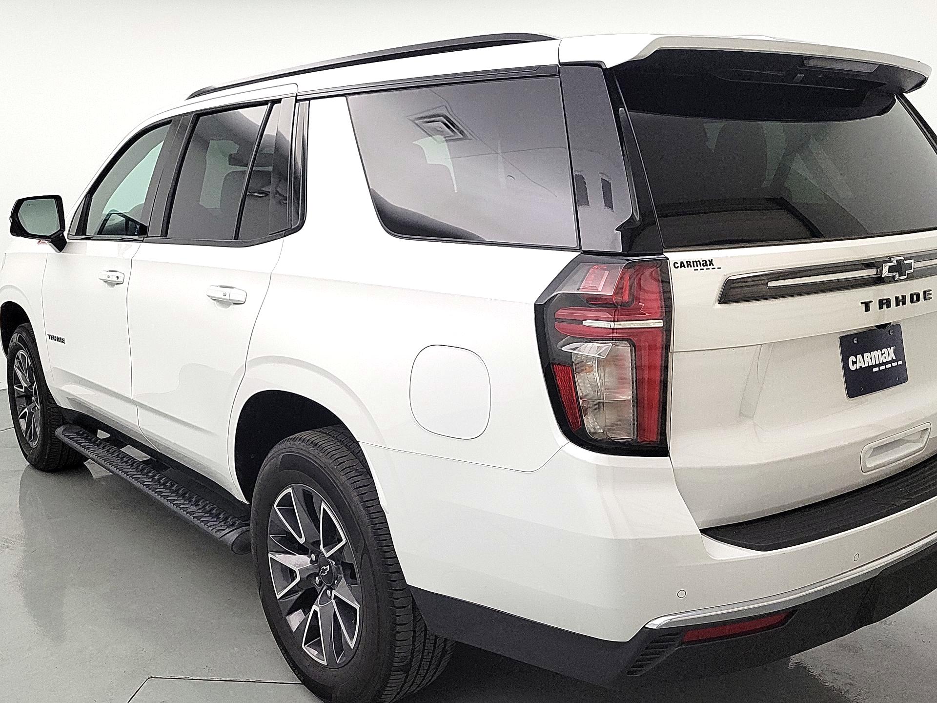 Thumbnail: 2022 Chevrolet Tahoe - 7