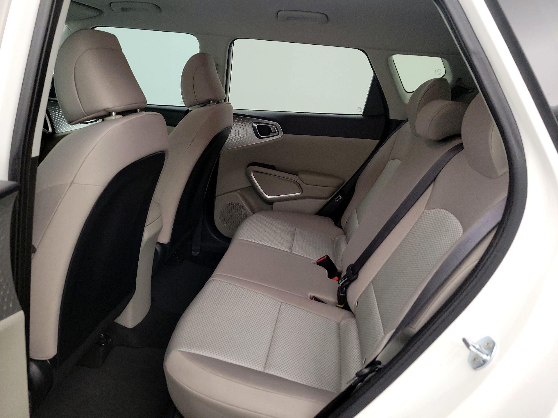 Thumbnail: 2022 Kia Soul - 17