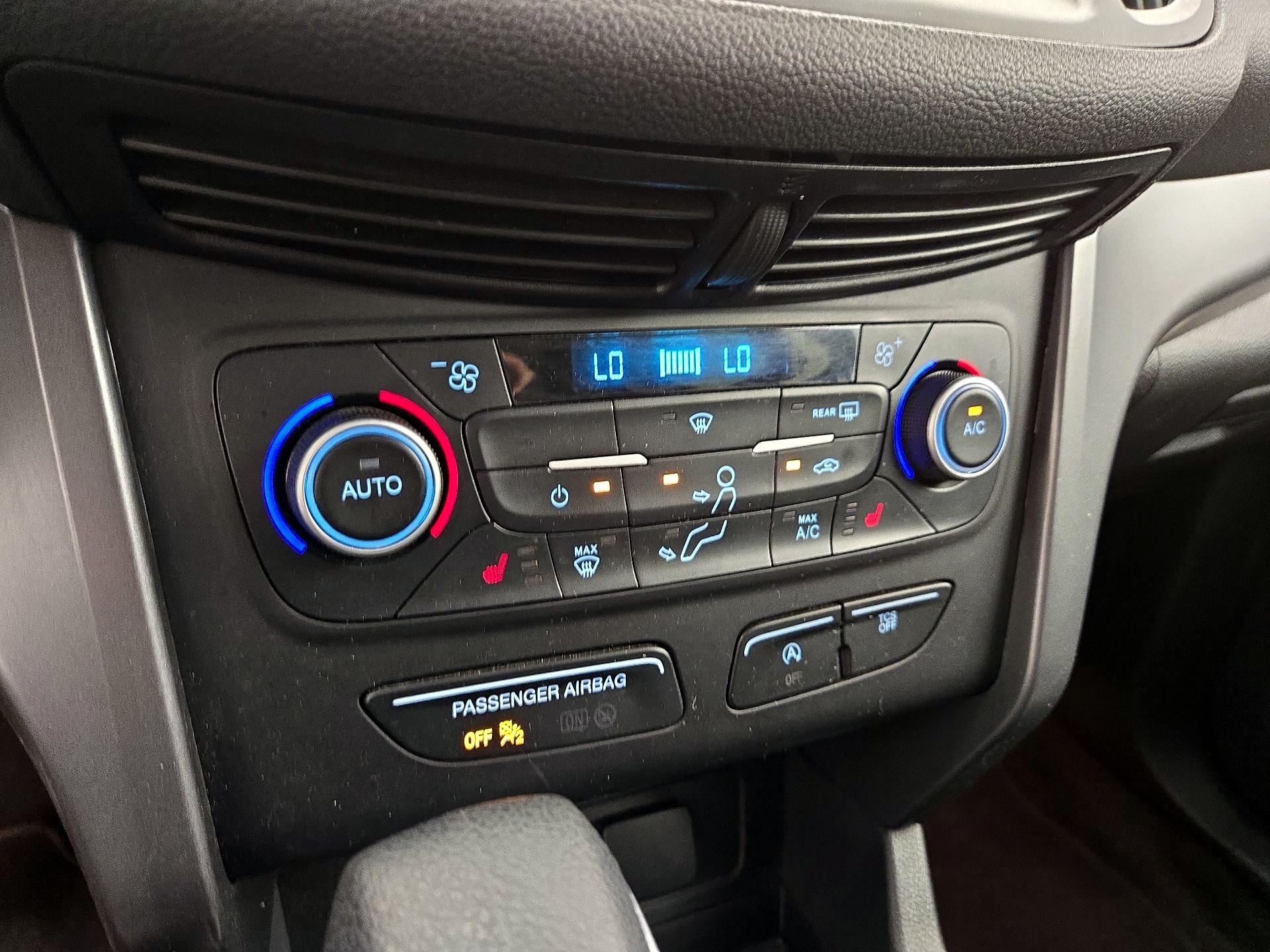 Thumbnail: 2019 Ford Escape - 16