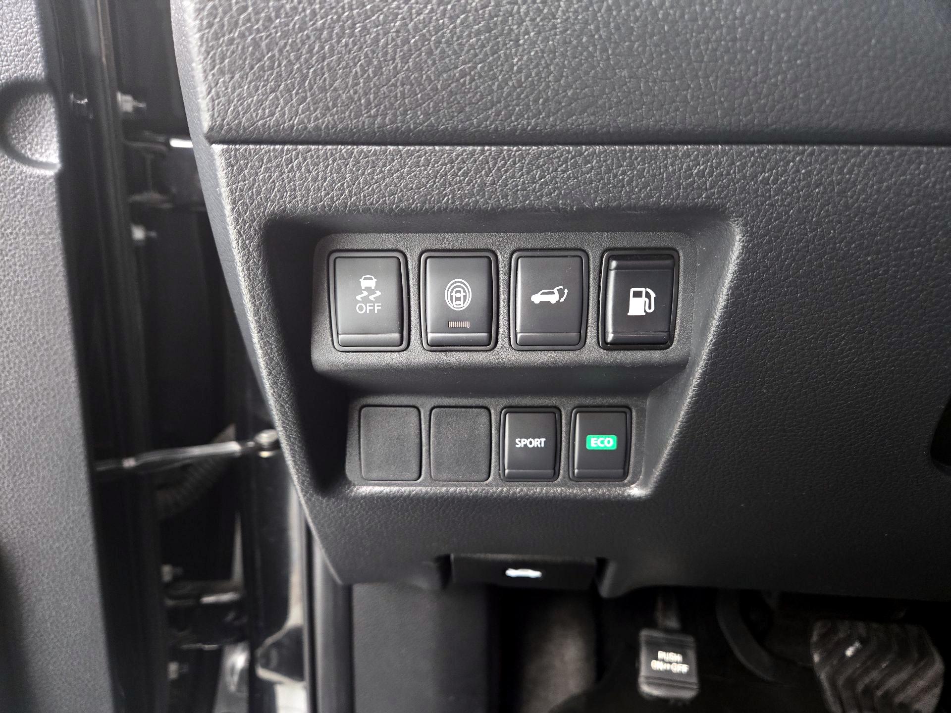 Thumbnail: 2019 Nissan Rogue - 13