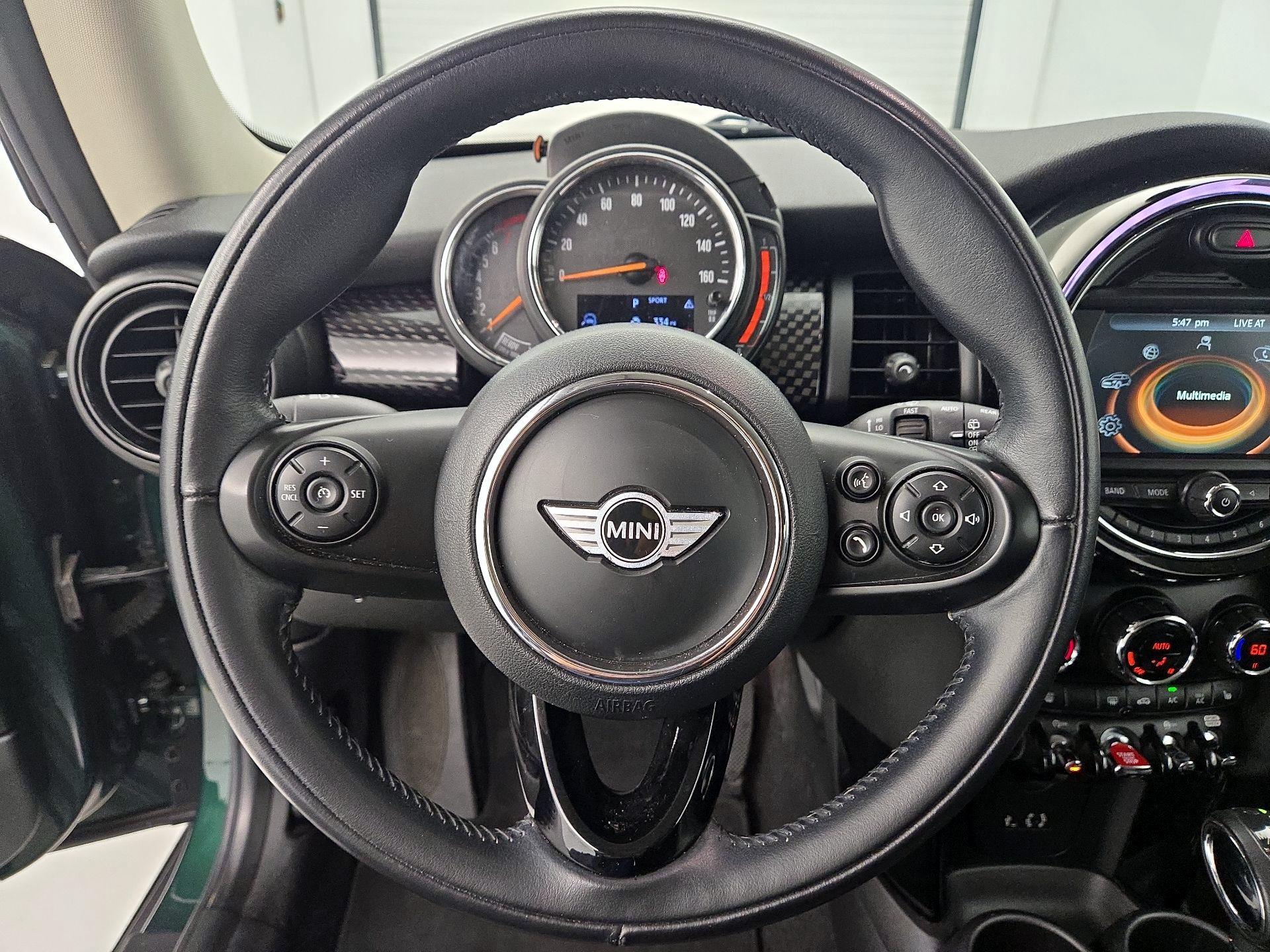 Thumbnail: 2018 MINI Cooper Hardtop - 10