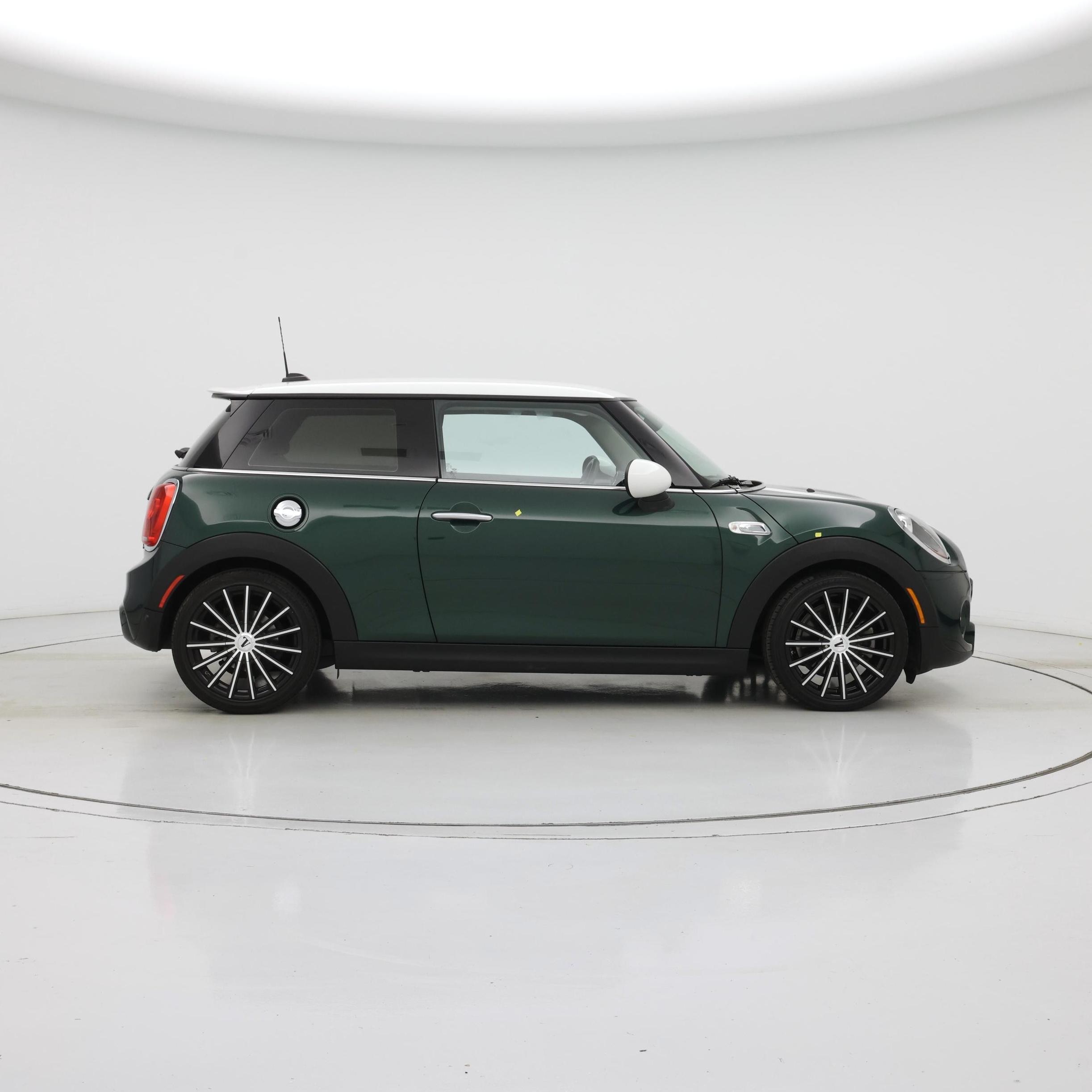 Thumbnail: 2018 MINI Cooper Hardtop - 7