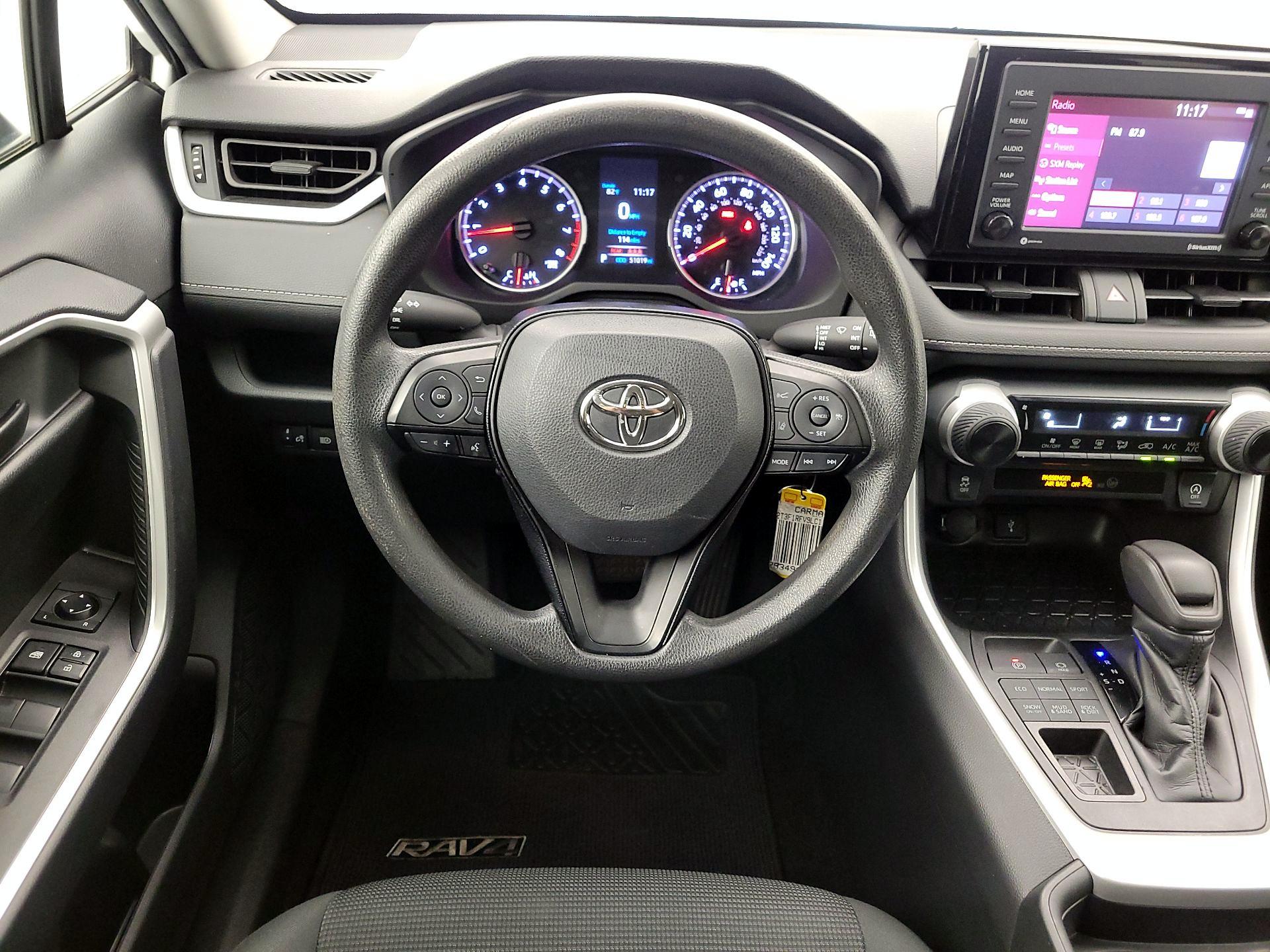 Thumbnail: 2020 Toyota RAV4 - 10