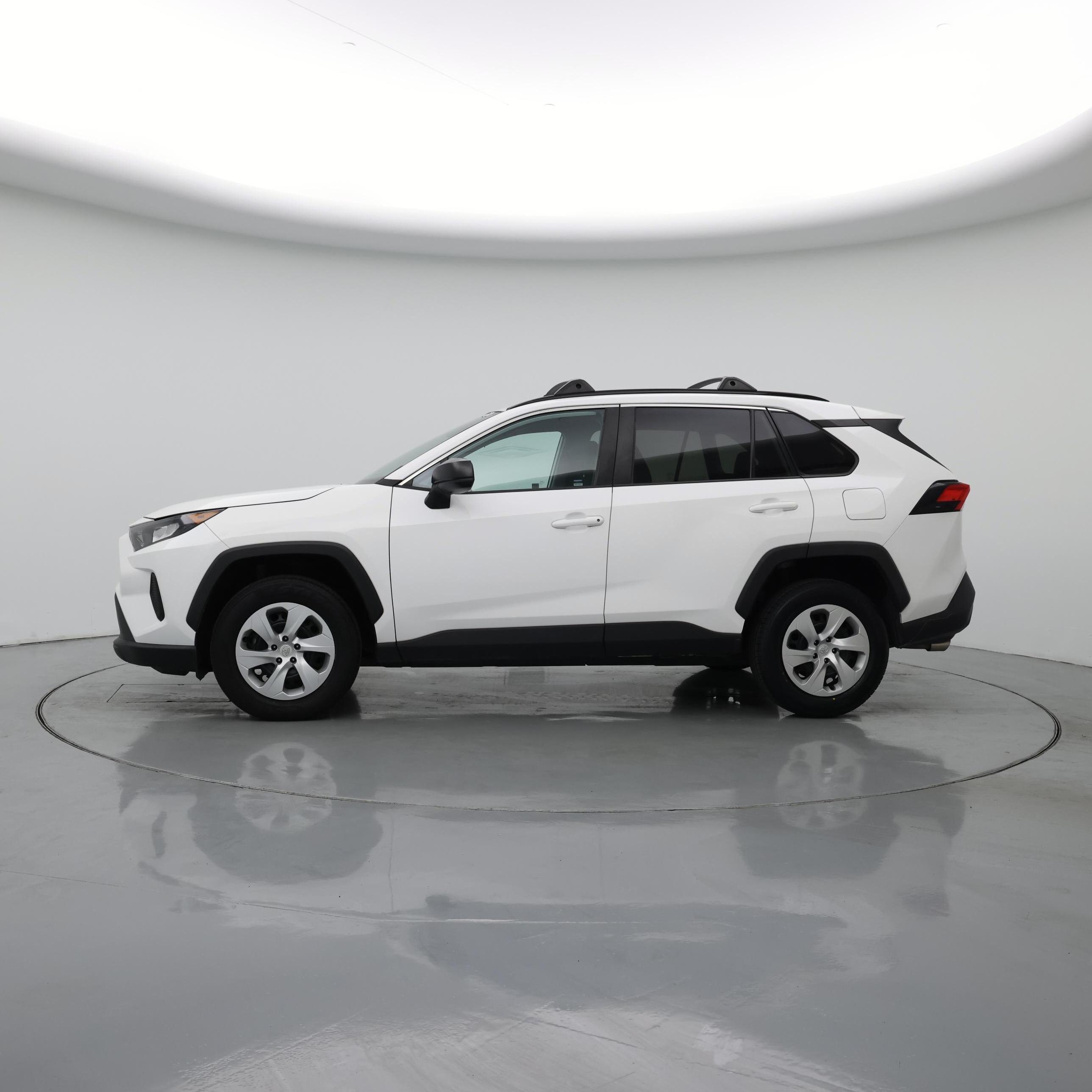 Thumbnail: 2020 Toyota RAV4 - 3