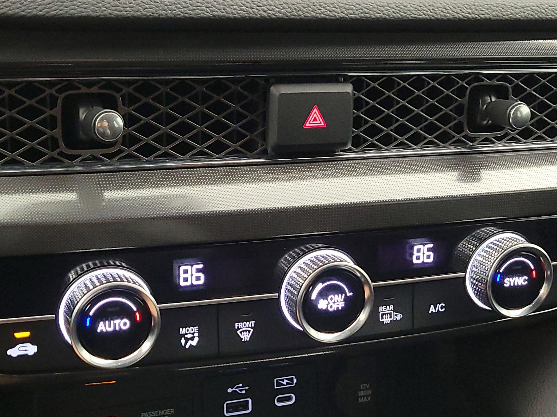 Thumbnail: 2025 Acura Integra - 16