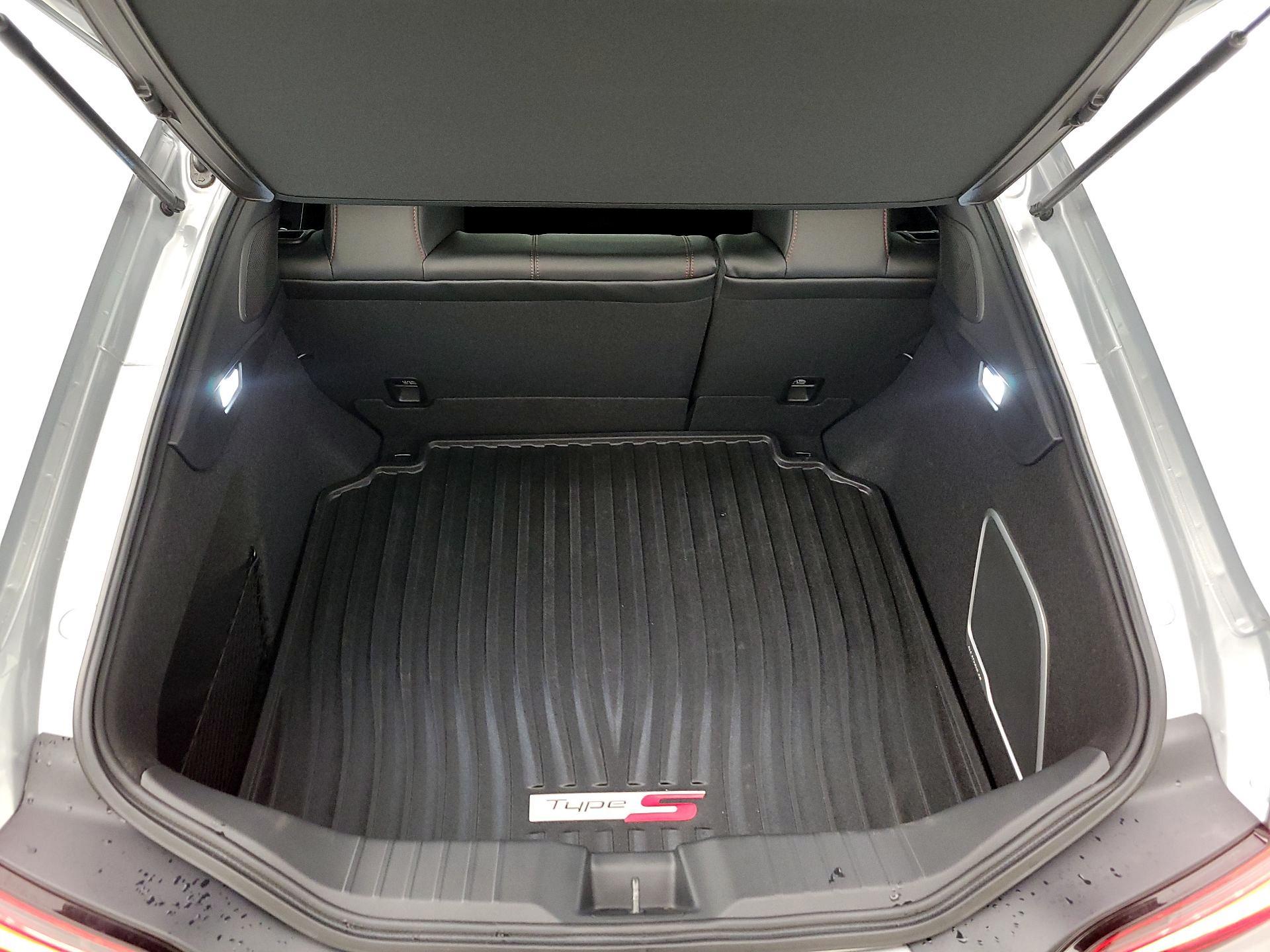 Thumbnail: 2025 Acura Integra - 20