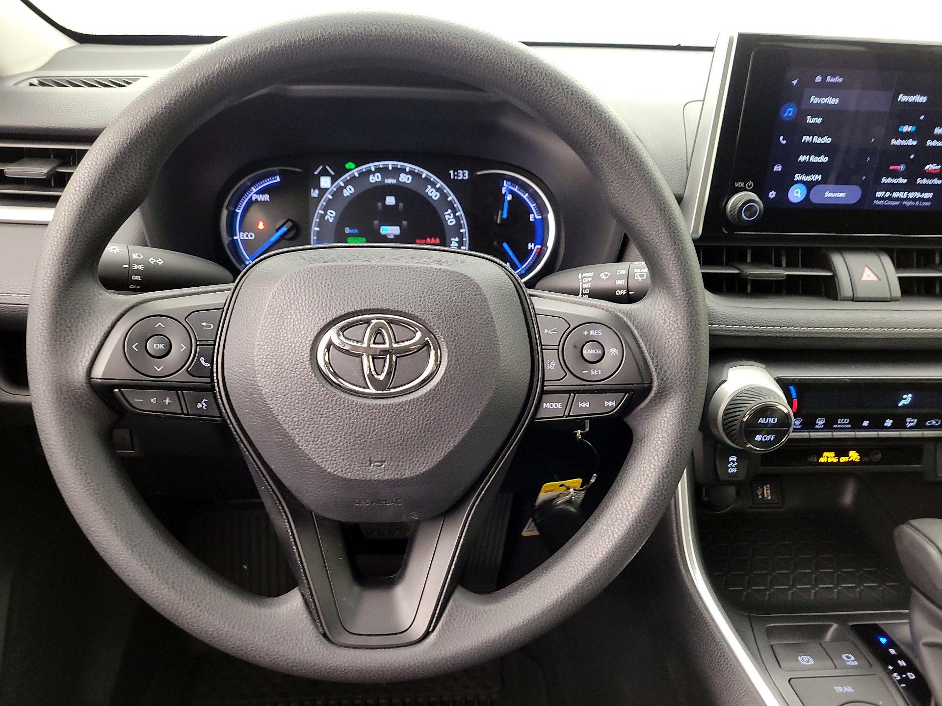 Thumbnail: 2025 Toyota RAV4 - 10