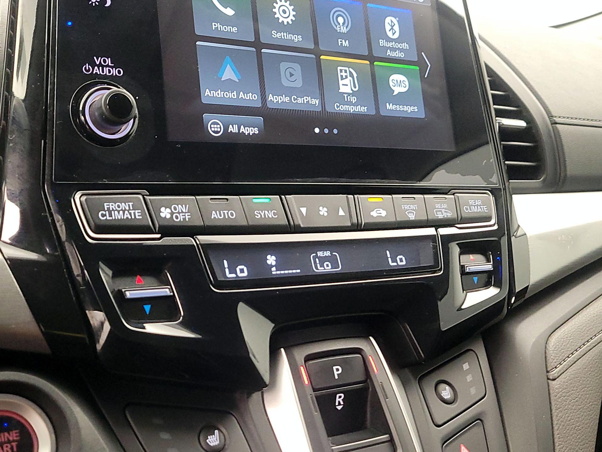 Thumbnail: 2022 Honda Odyssey - 16