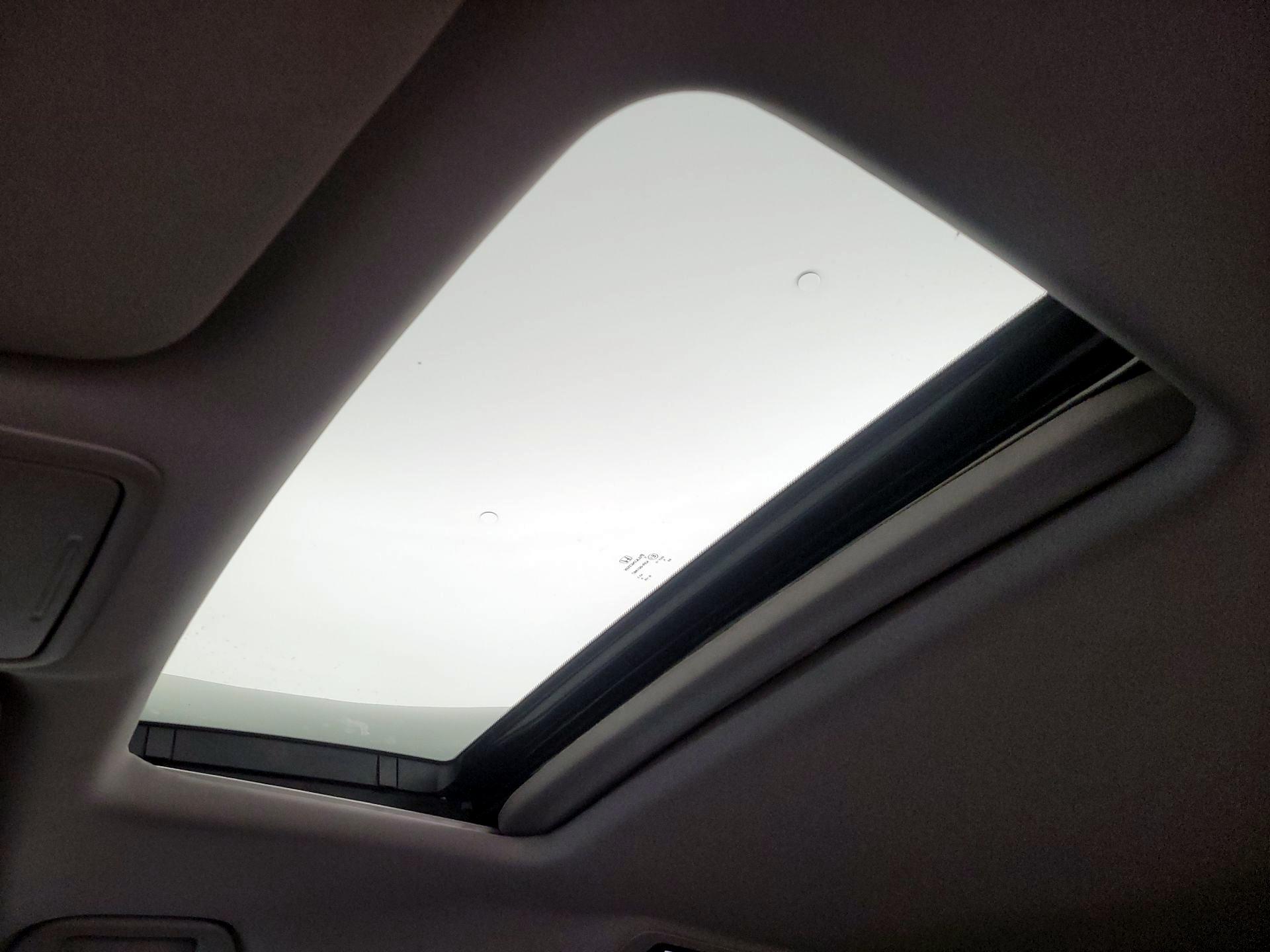 Thumbnail: 2022 Honda Odyssey - 19