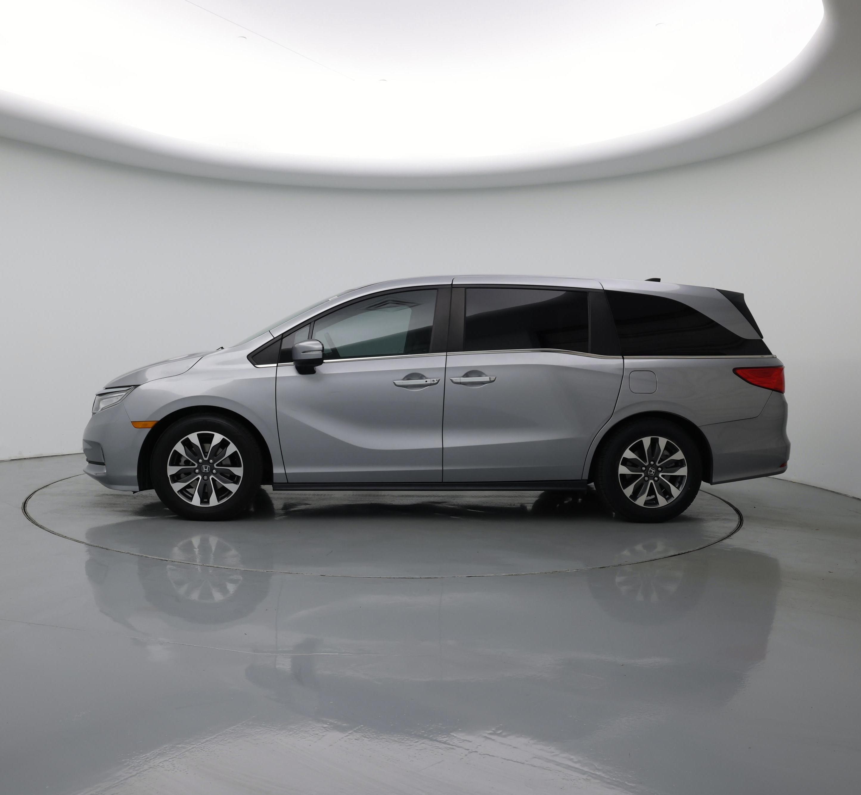 Thumbnail: 2022 Honda Odyssey - 3