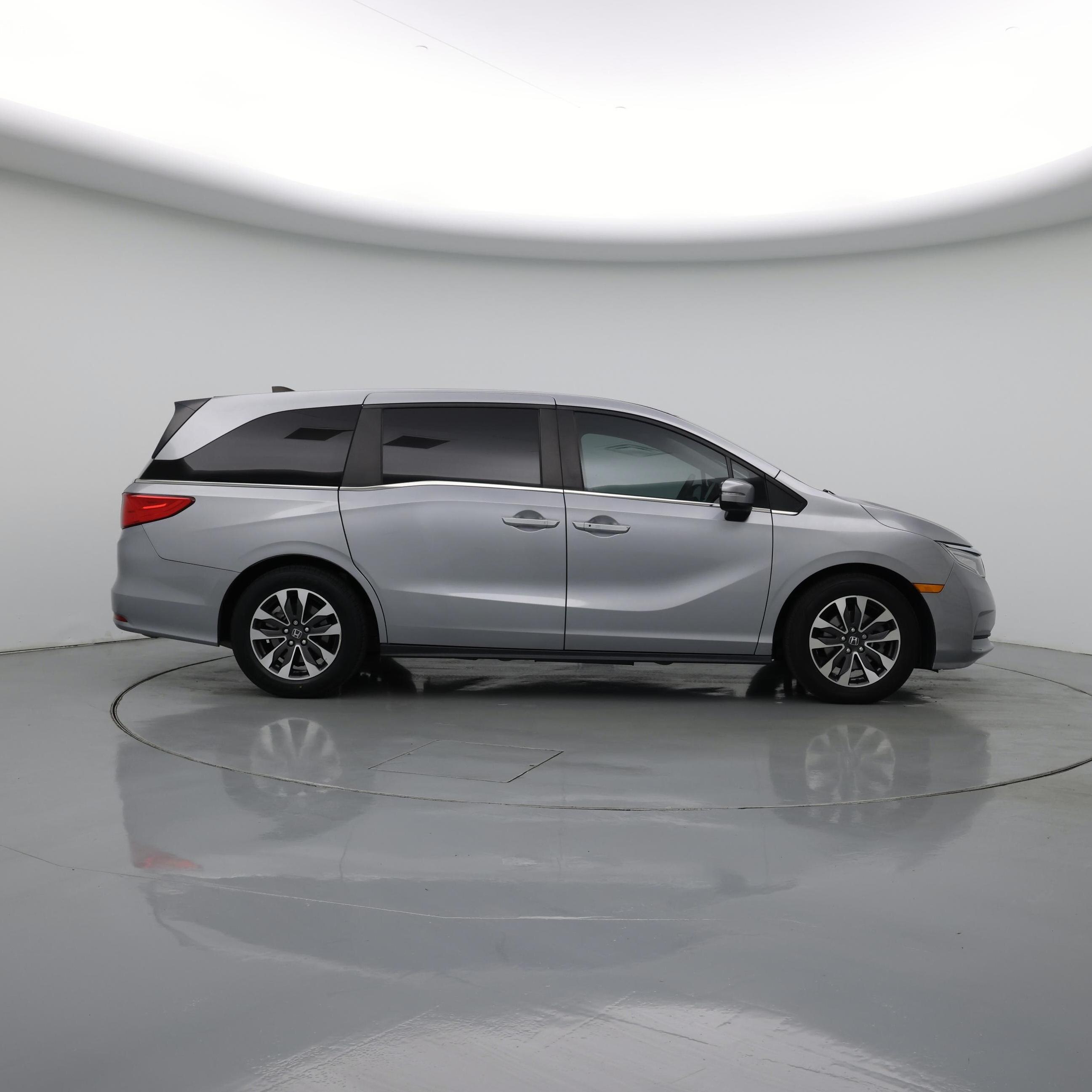 Thumbnail: 2022 Honda Odyssey - 7