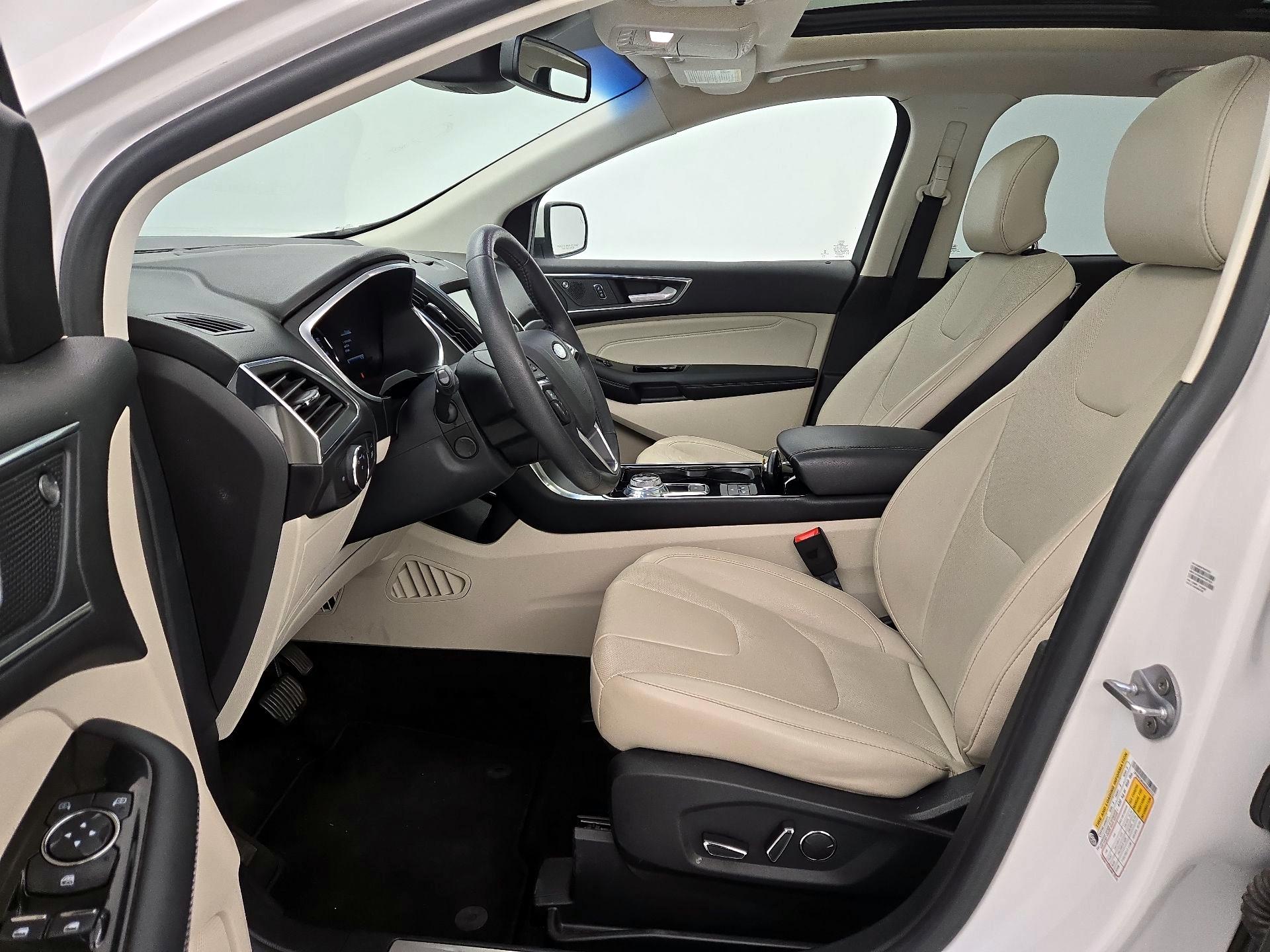 Thumbnail: 2019 Ford Edge - 11