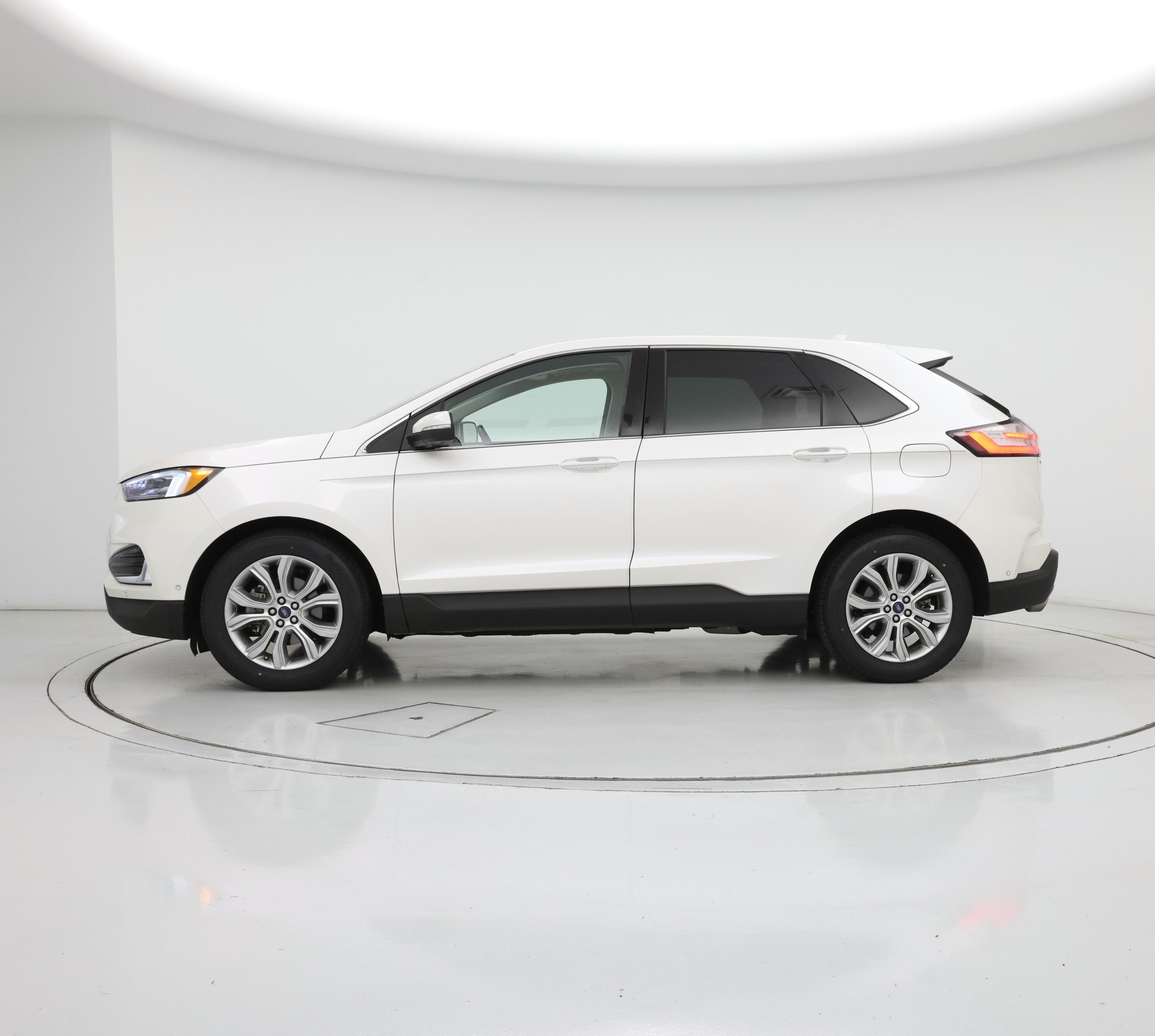 Thumbnail: 2019 Ford Edge - 3