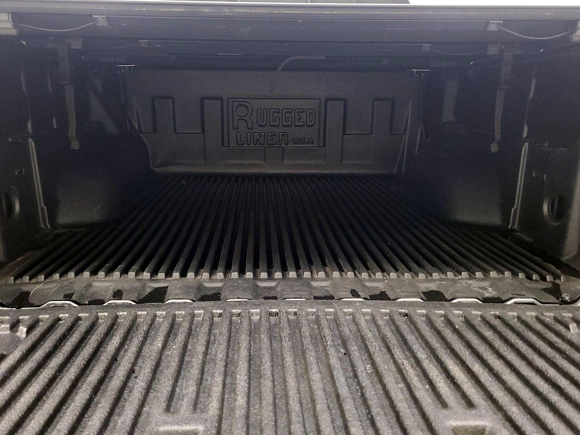 Thumbnail: 2022 Chevrolet Colorado - 20