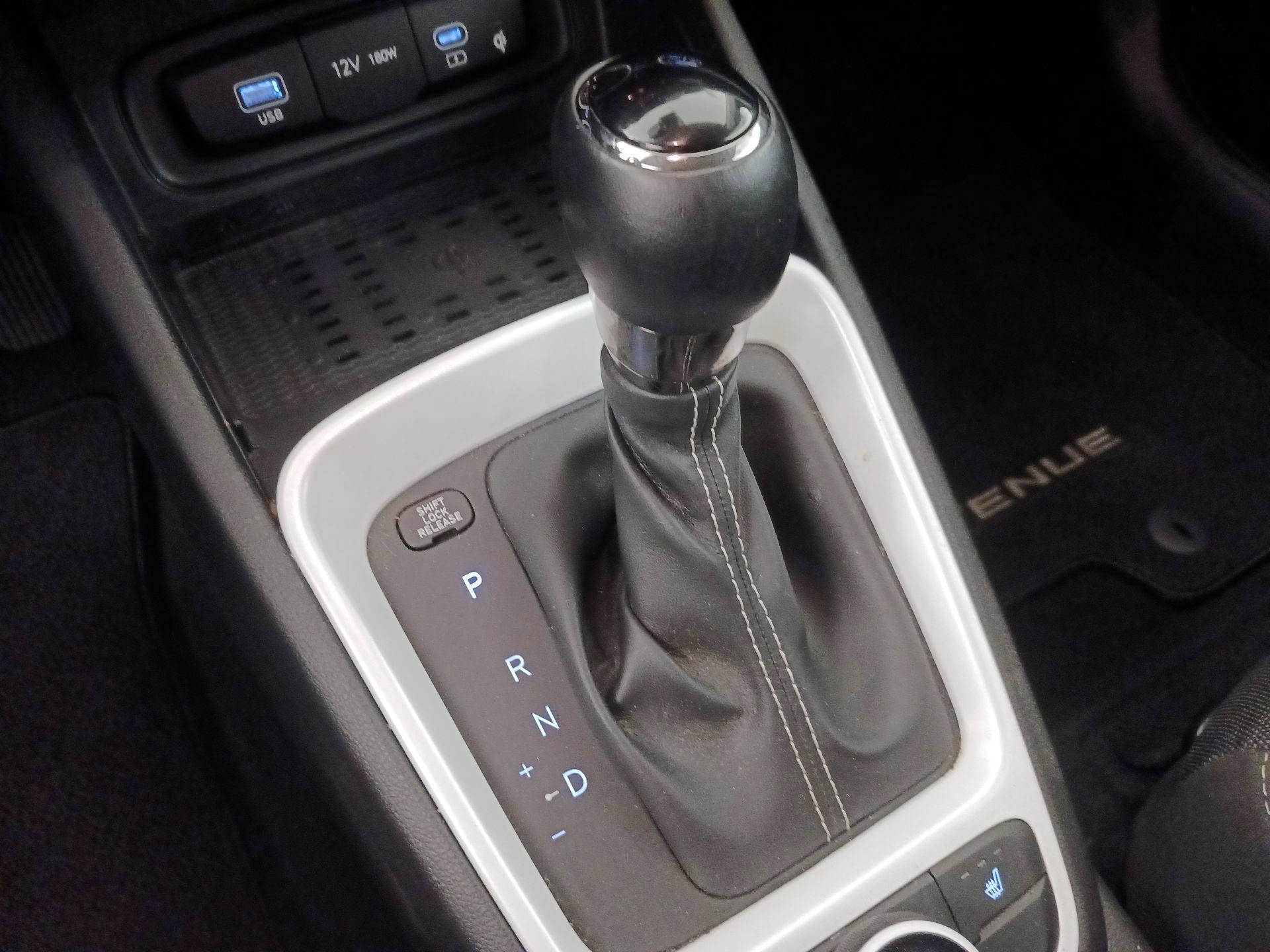 Thumbnail: 2024 Hyundai Venue - 18