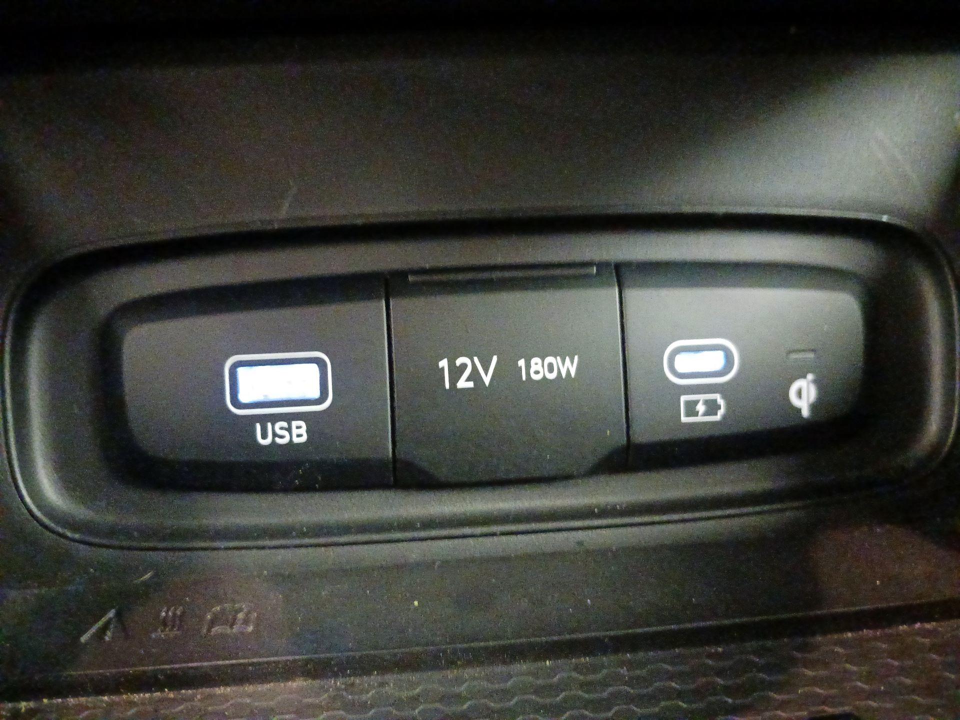 Thumbnail: 2024 Hyundai Venue - 19