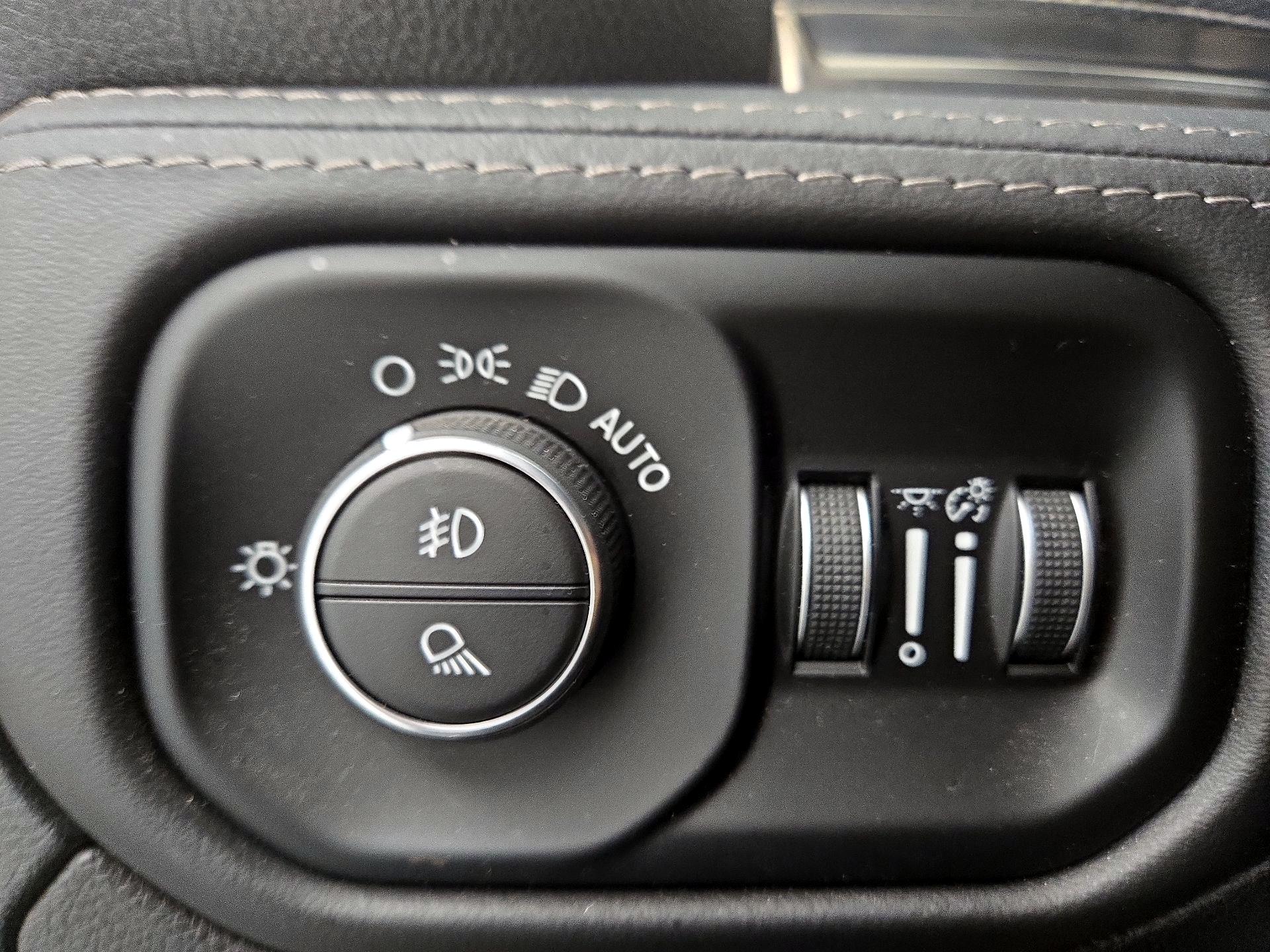 Thumbnail: 2021 RAM 1500 - 13