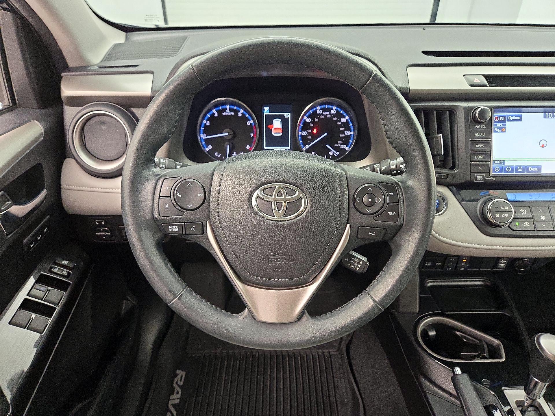 Thumbnail: 2017 Toyota RAV4 - 10