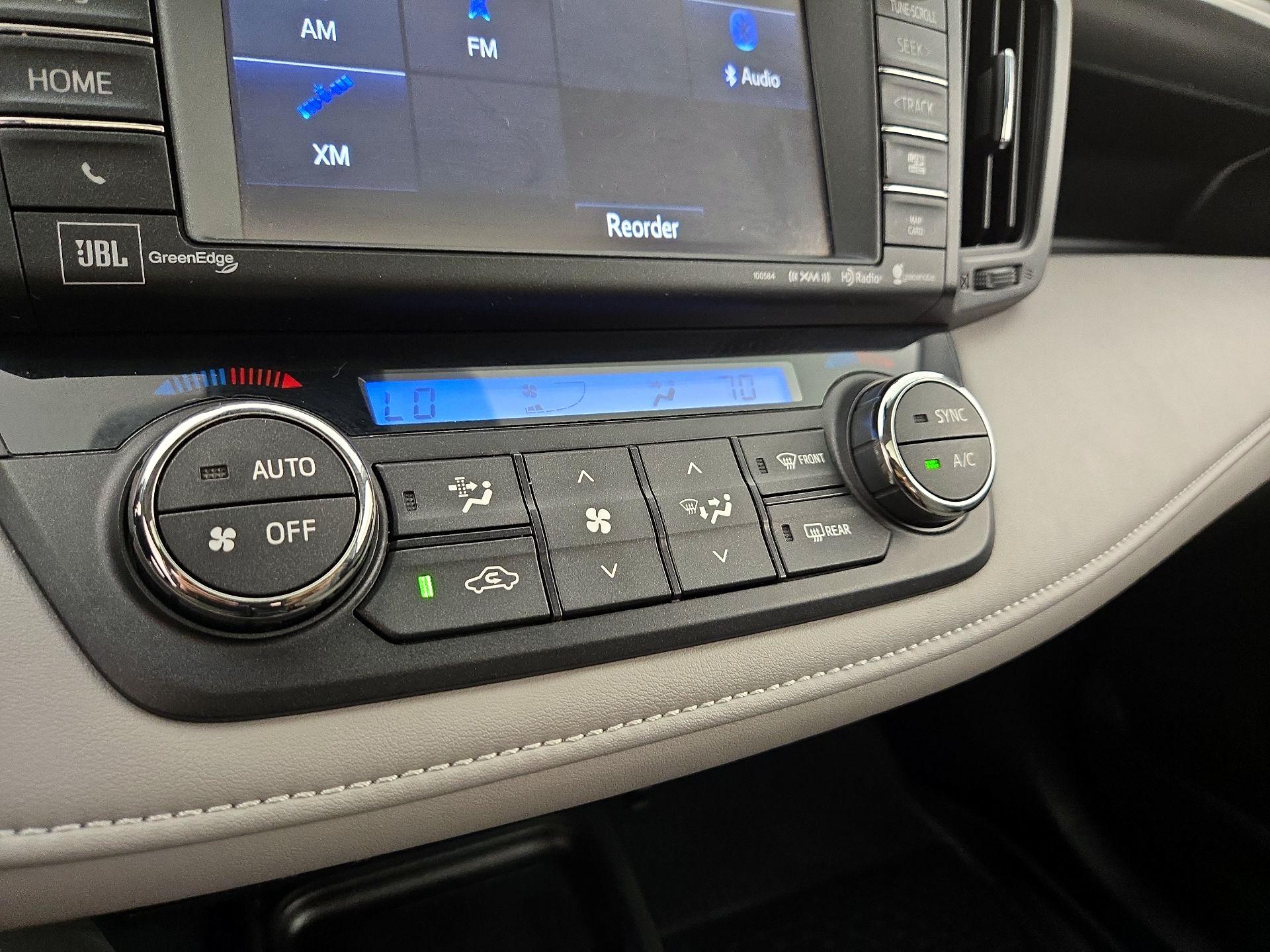 Thumbnail: 2017 Toyota RAV4 - 17